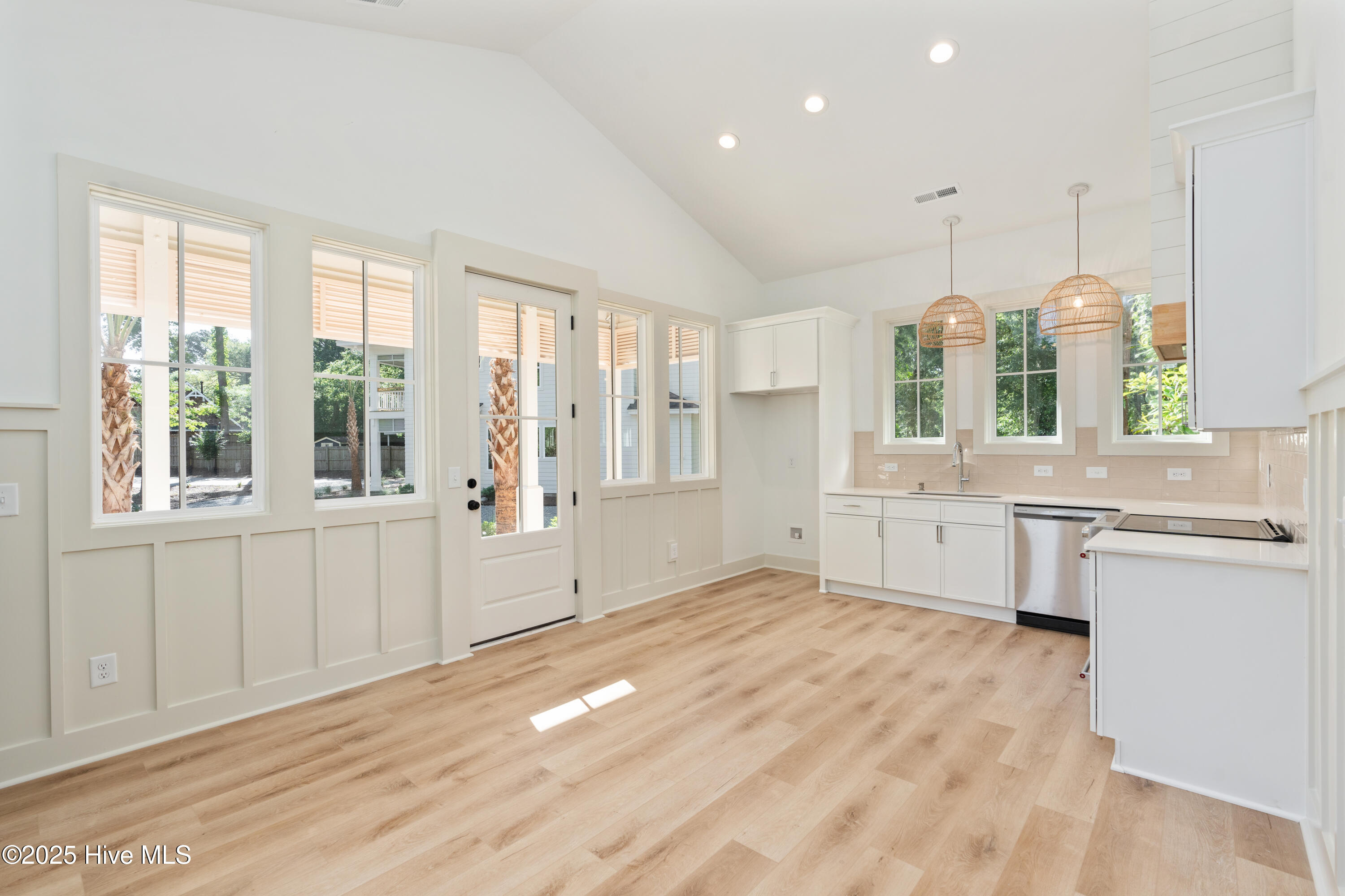 1110 Tree Canopy Way A Property Photo 9