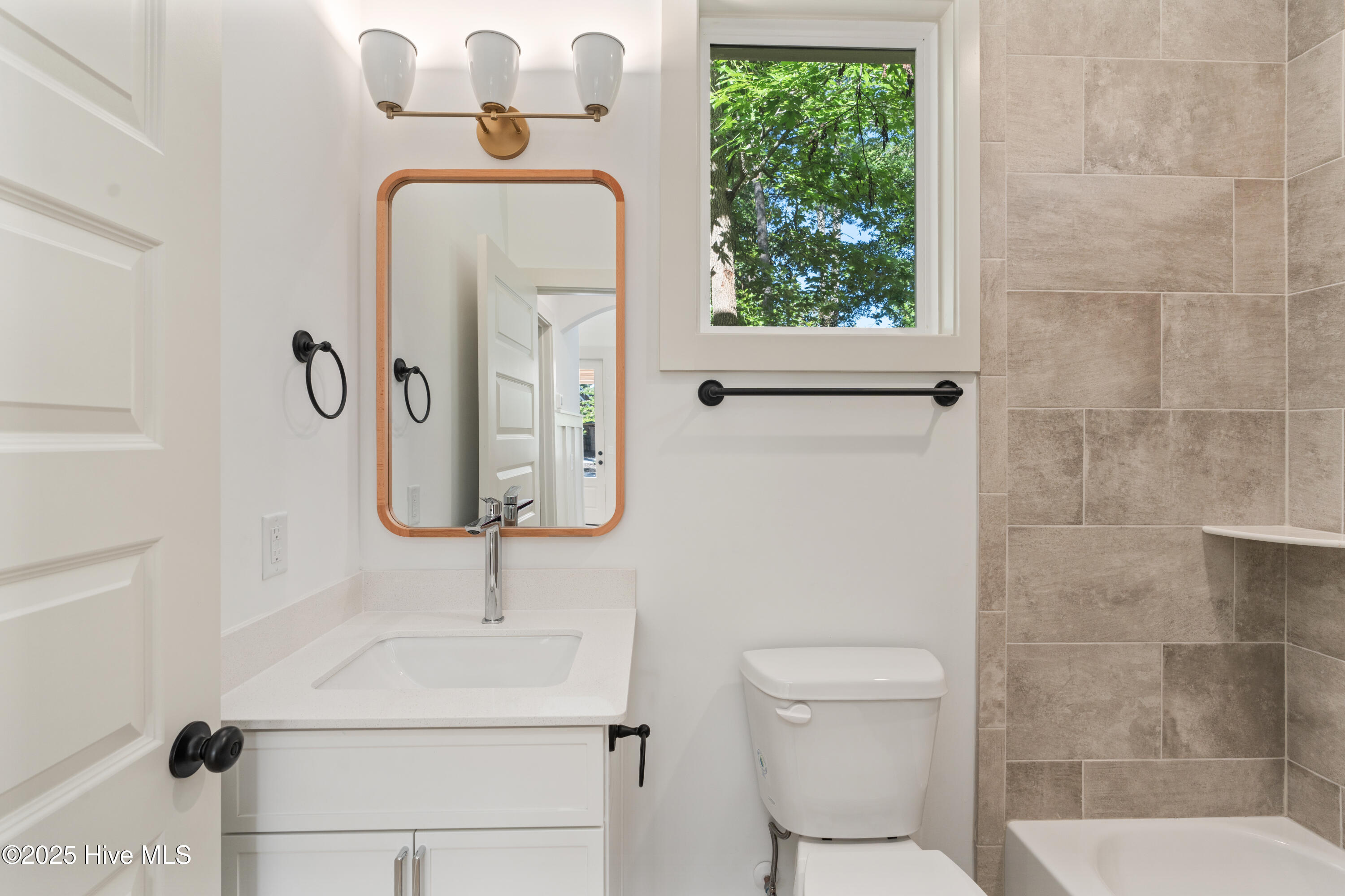 1110 Tree Canopy Way A Property Photo 11