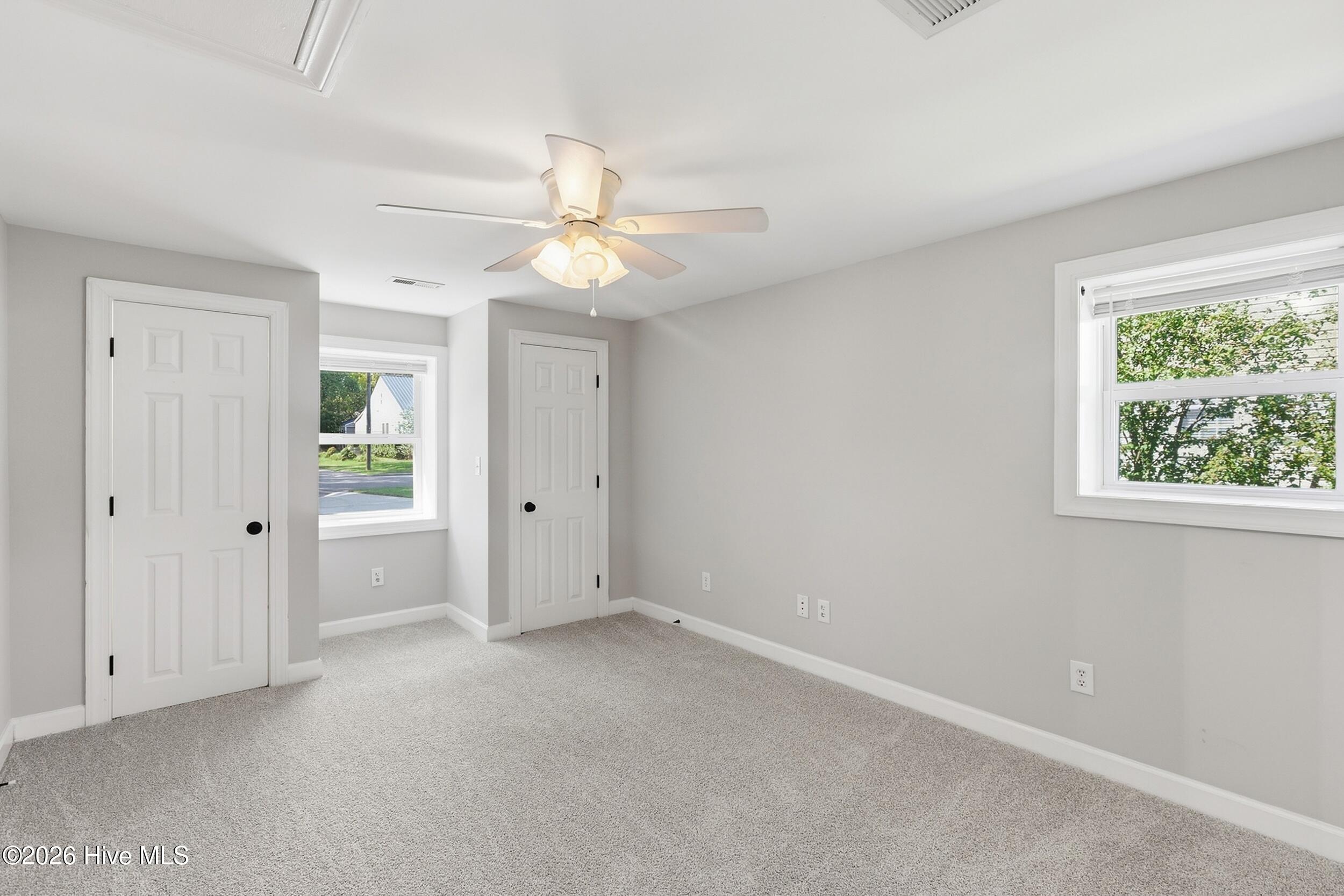 4177 Park Avenue Property Photo 10