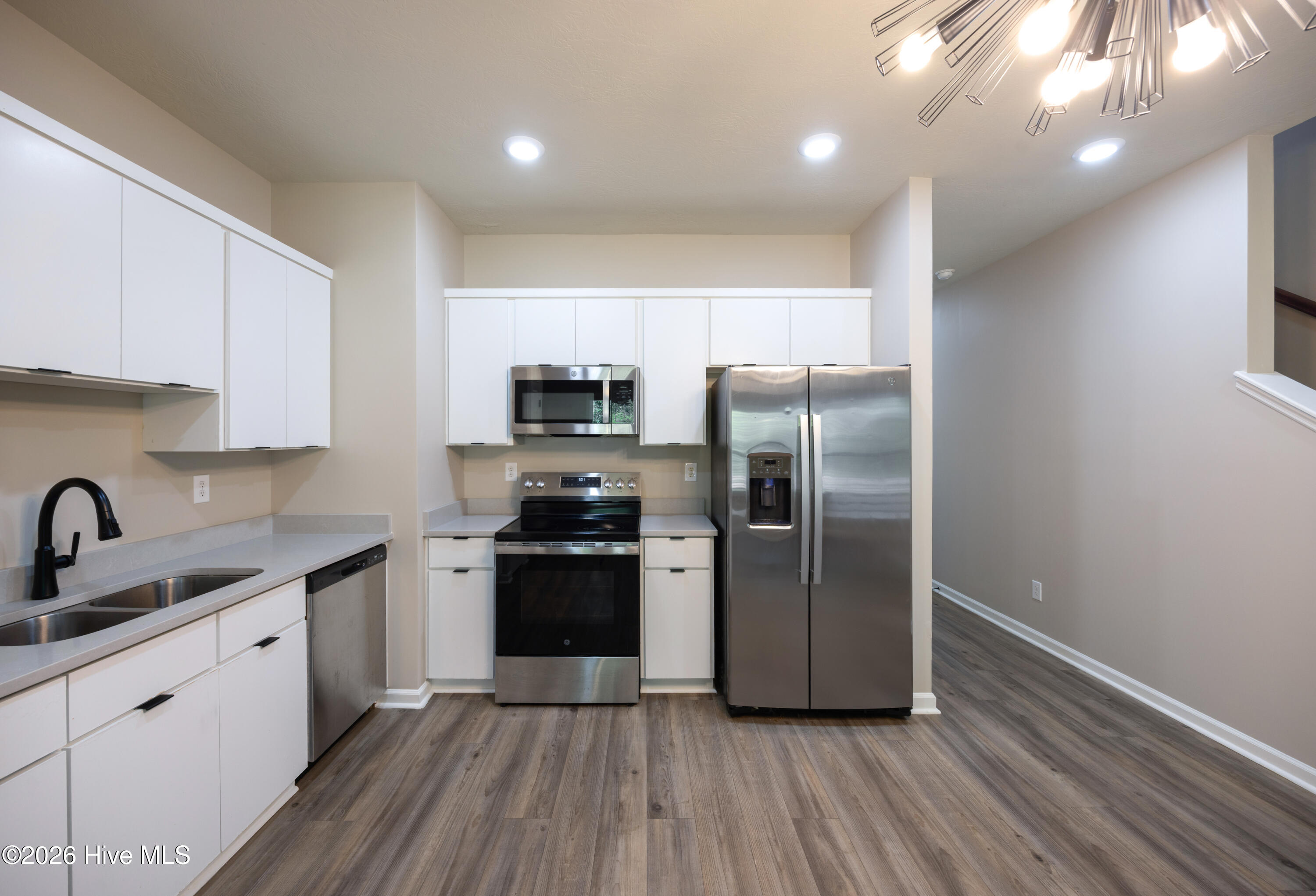 846 Felix Way Property Photo 12