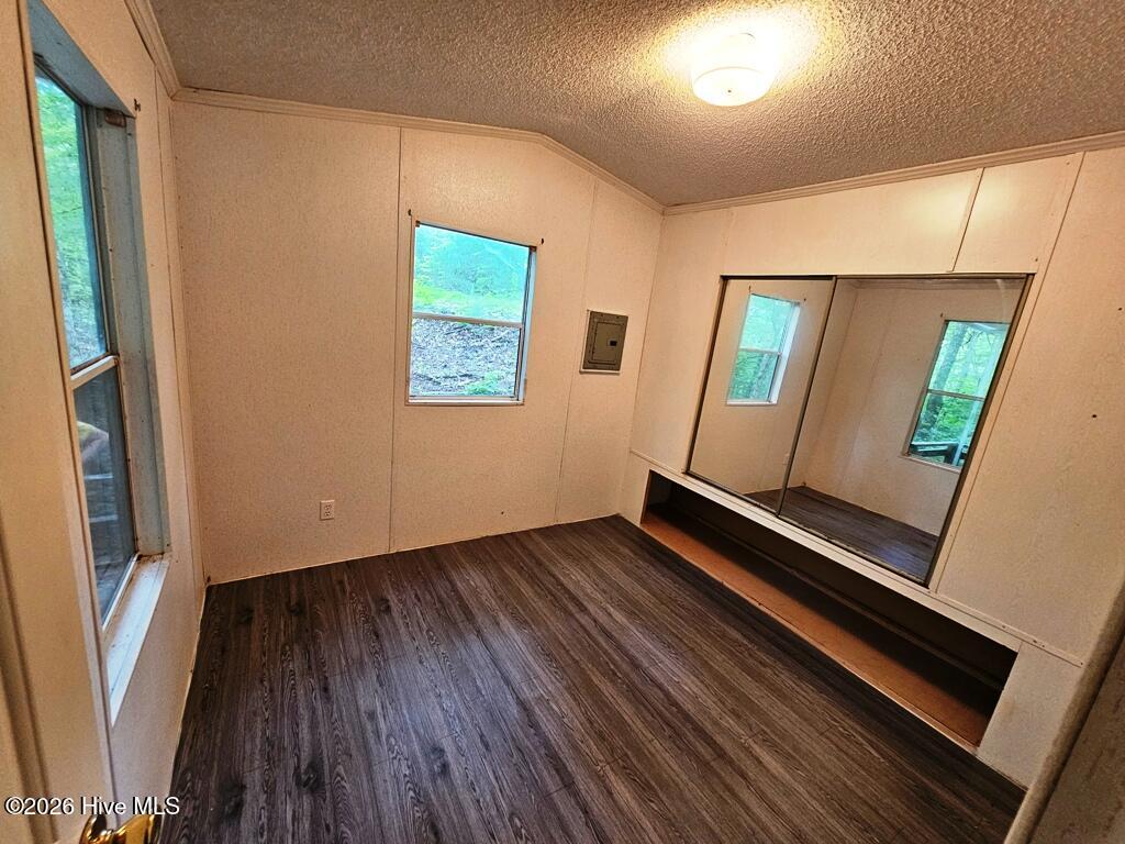 252 Barefoot Lane Property Photo 9