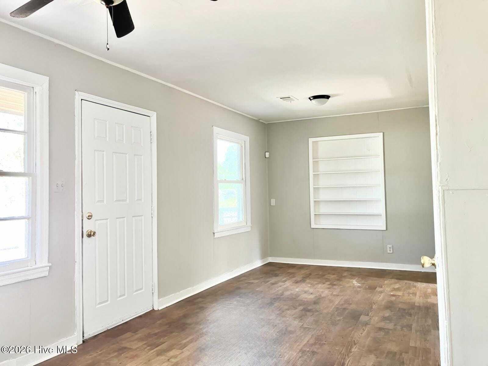 2430 Yates Drive Property Photo 3