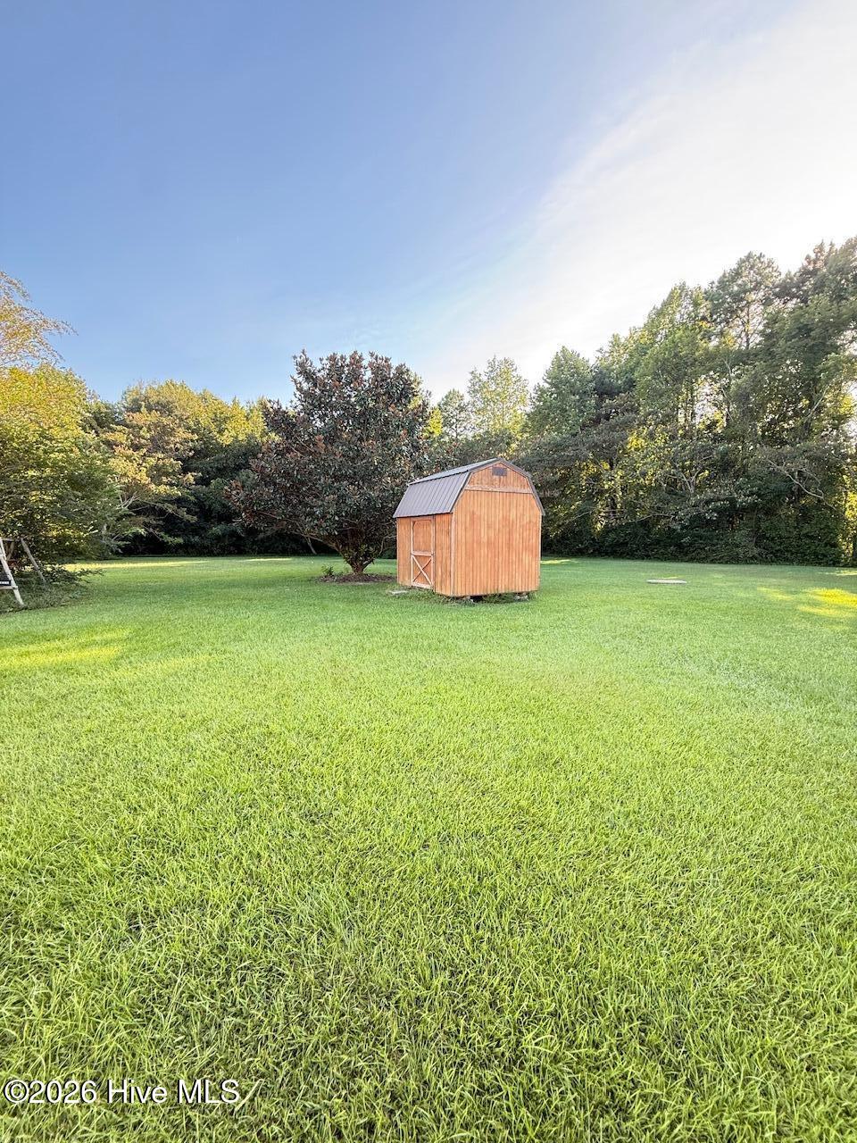 145 Lloyds Lane Property Photo 4