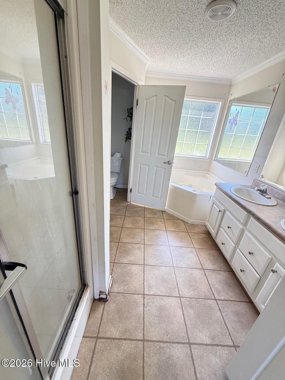 145 Lloyds Lane Property Photo 5