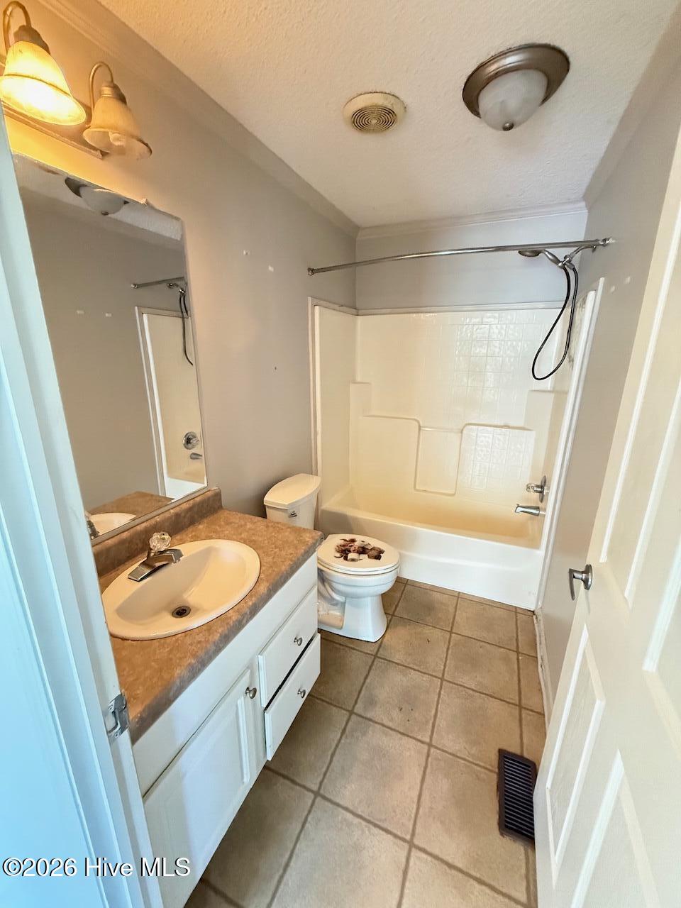 145 Lloyds Lane Property Photo 9