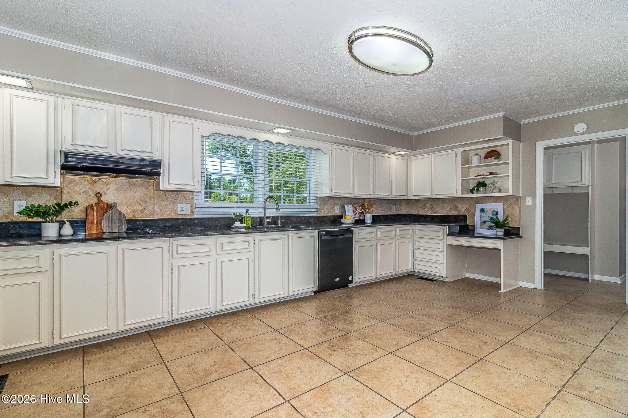 150 Ballard Drive Property Photo 9