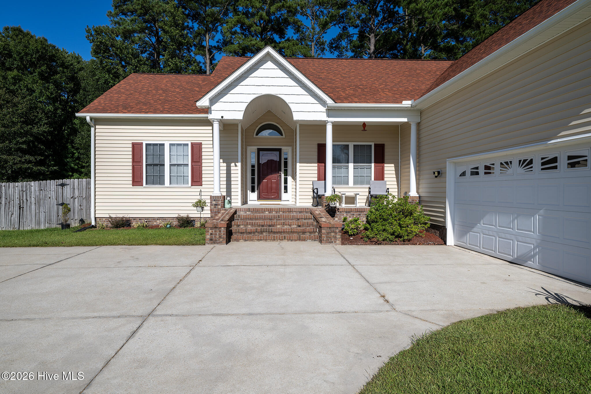 168 Laura Drive Property Photo 7