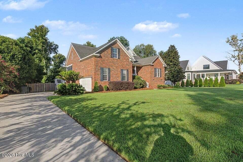 570 River North Drive Property Photo 4