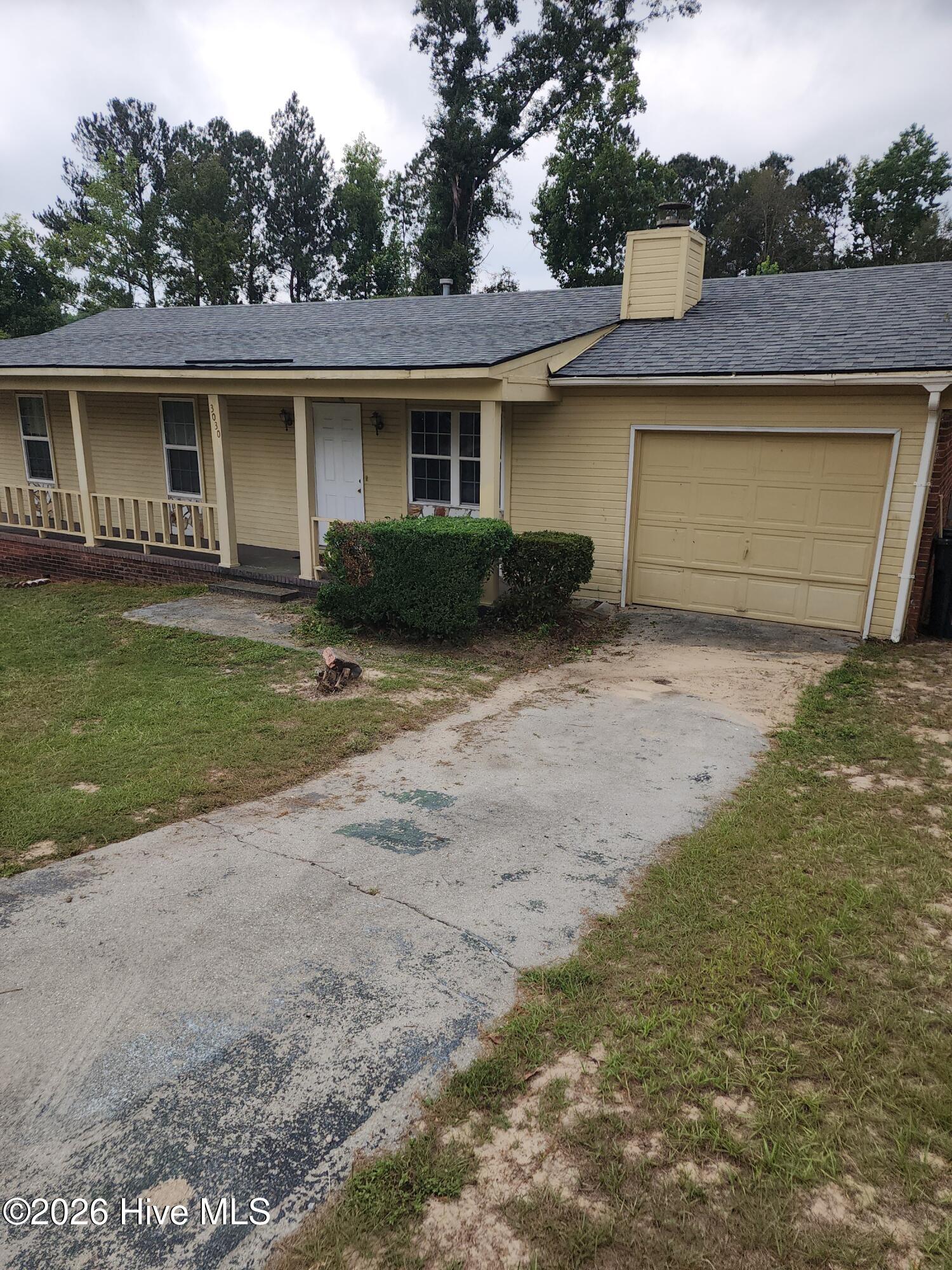 3030 Mistletoe Avenue Property Photo 1