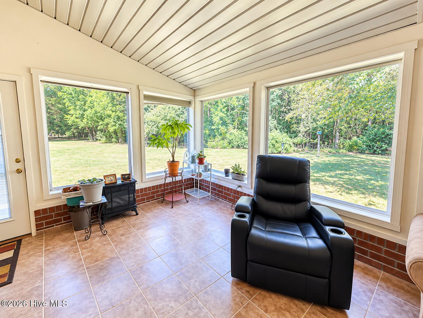 195 Jowyn Lane Property Photo 36