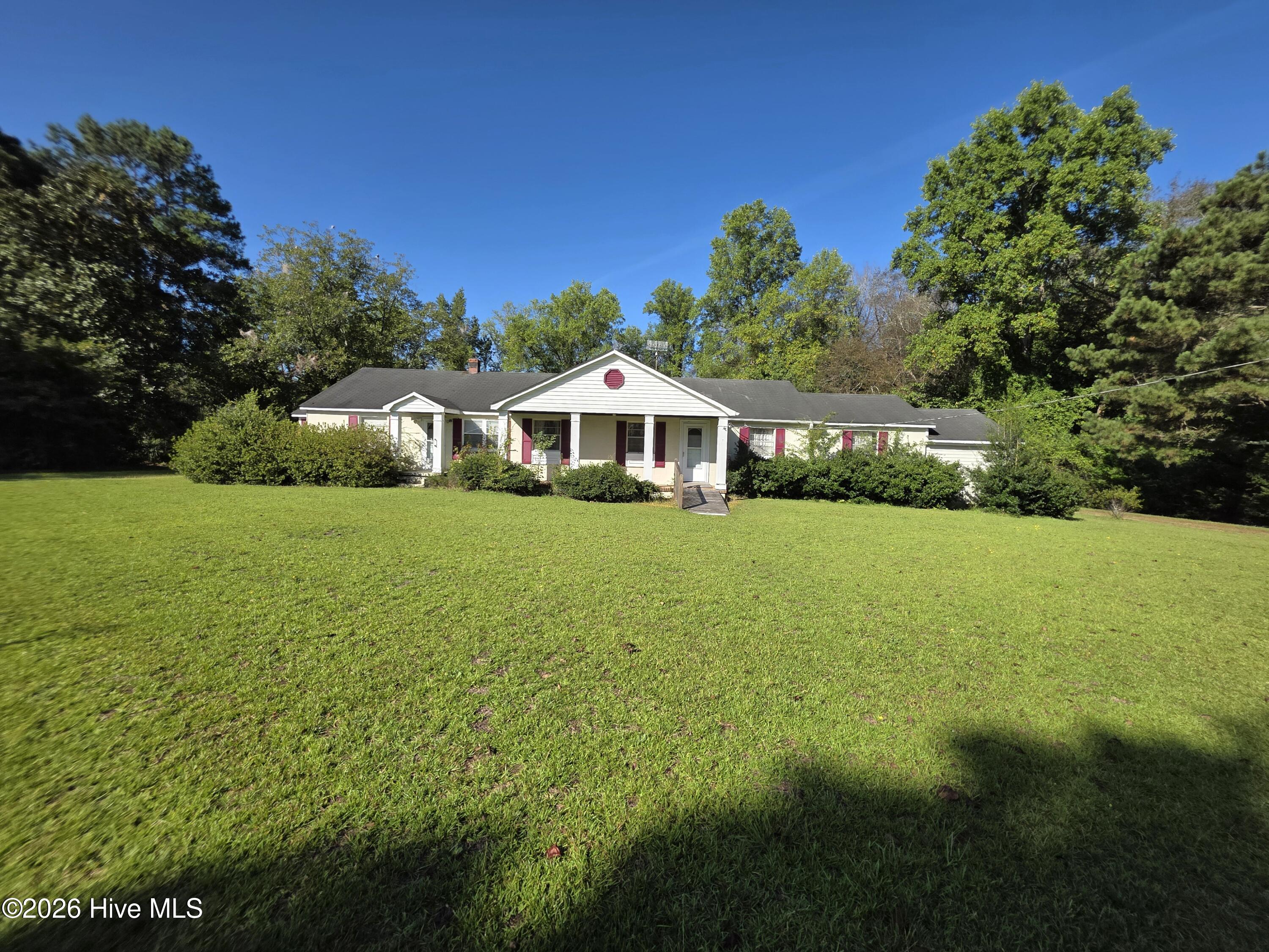 170 South River Road Property Photo 2