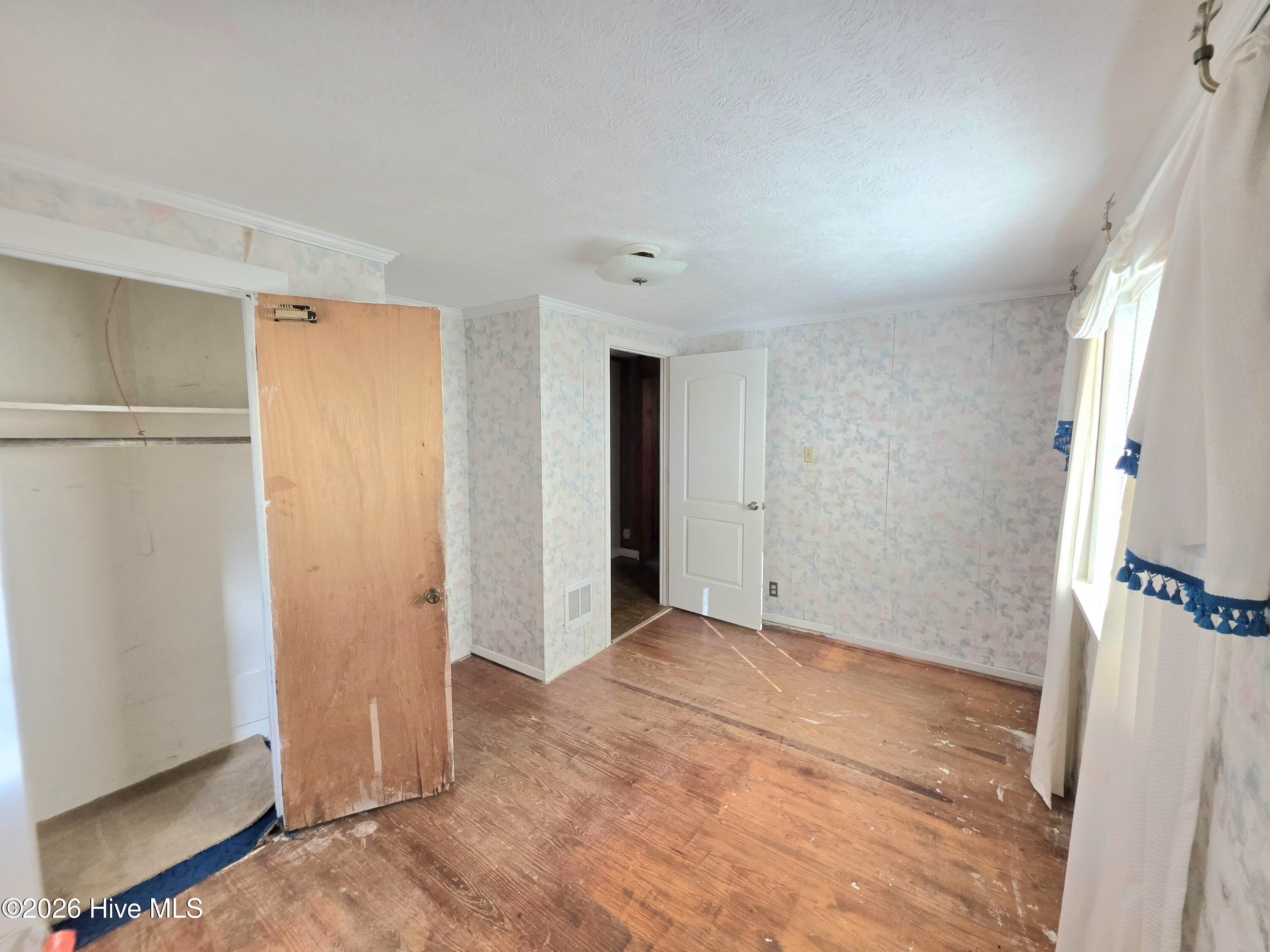 170 South River Road Property Photo 10