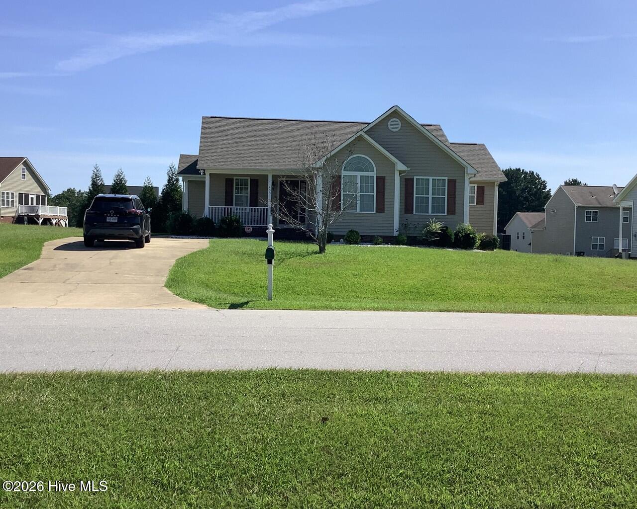 455 Tralee Drive Property Photo 4