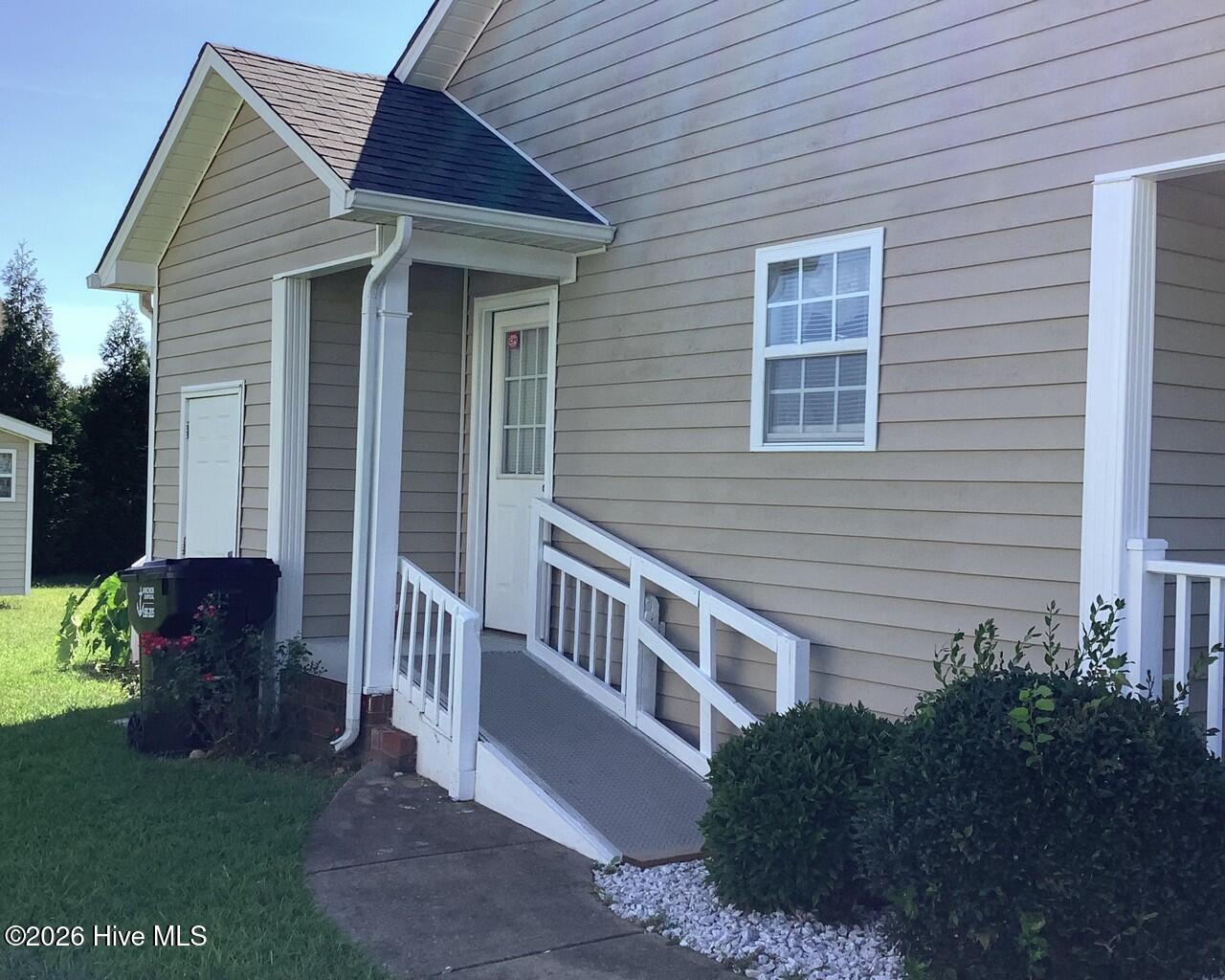 455 Tralee Drive Property Photo 15