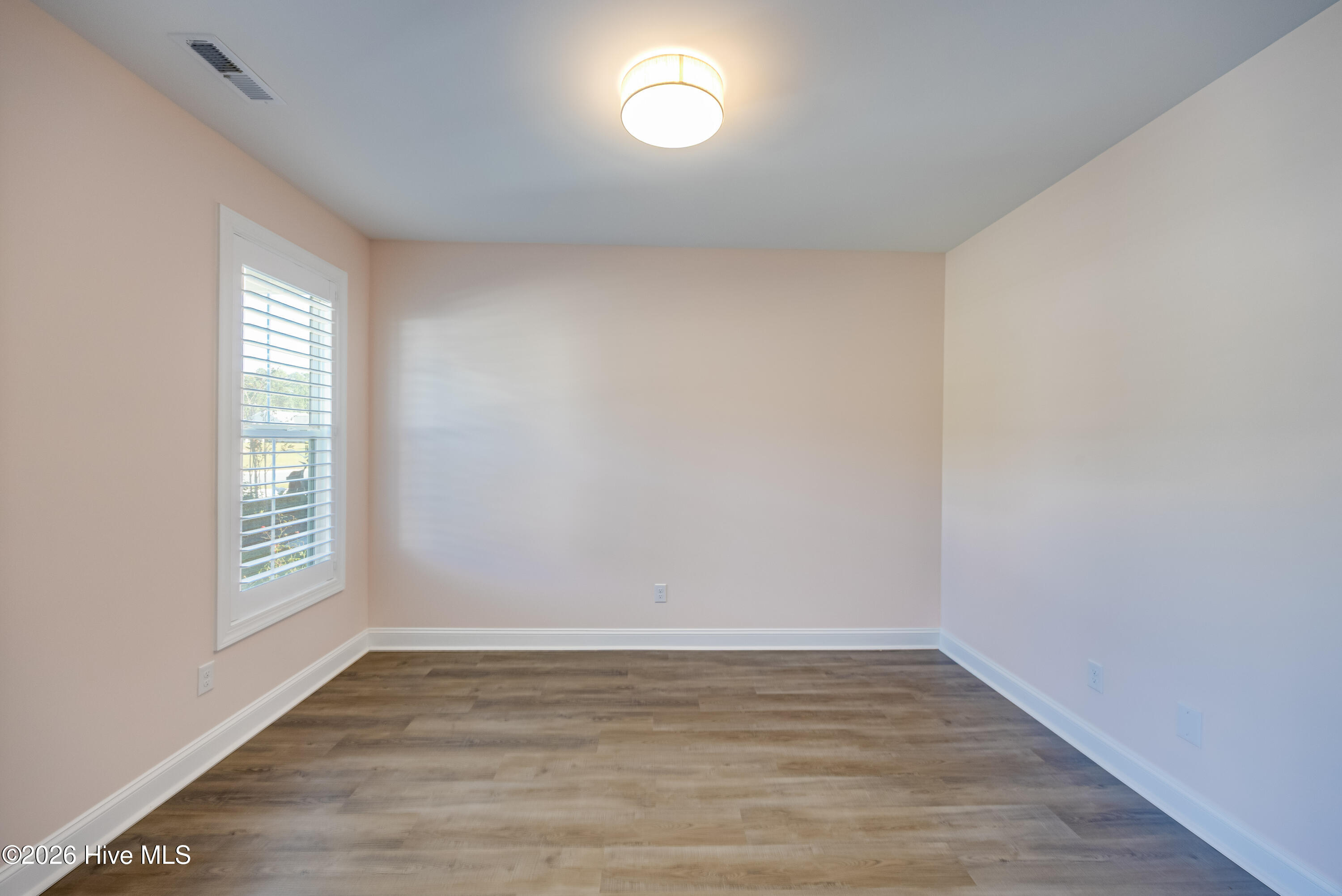 1002 Brighton Drive Property Photo 1