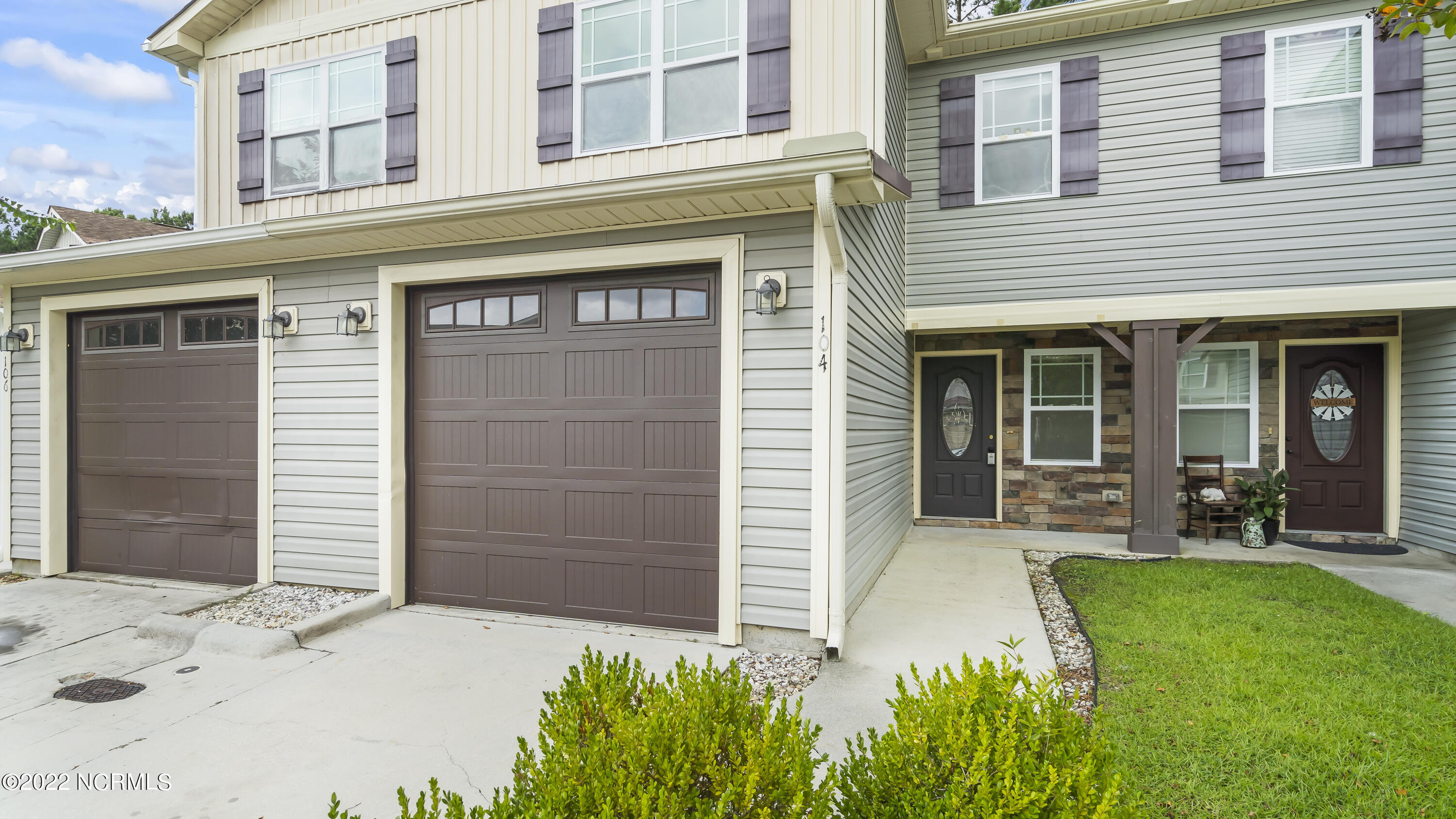 104 Kenan Loop Property Photo 1