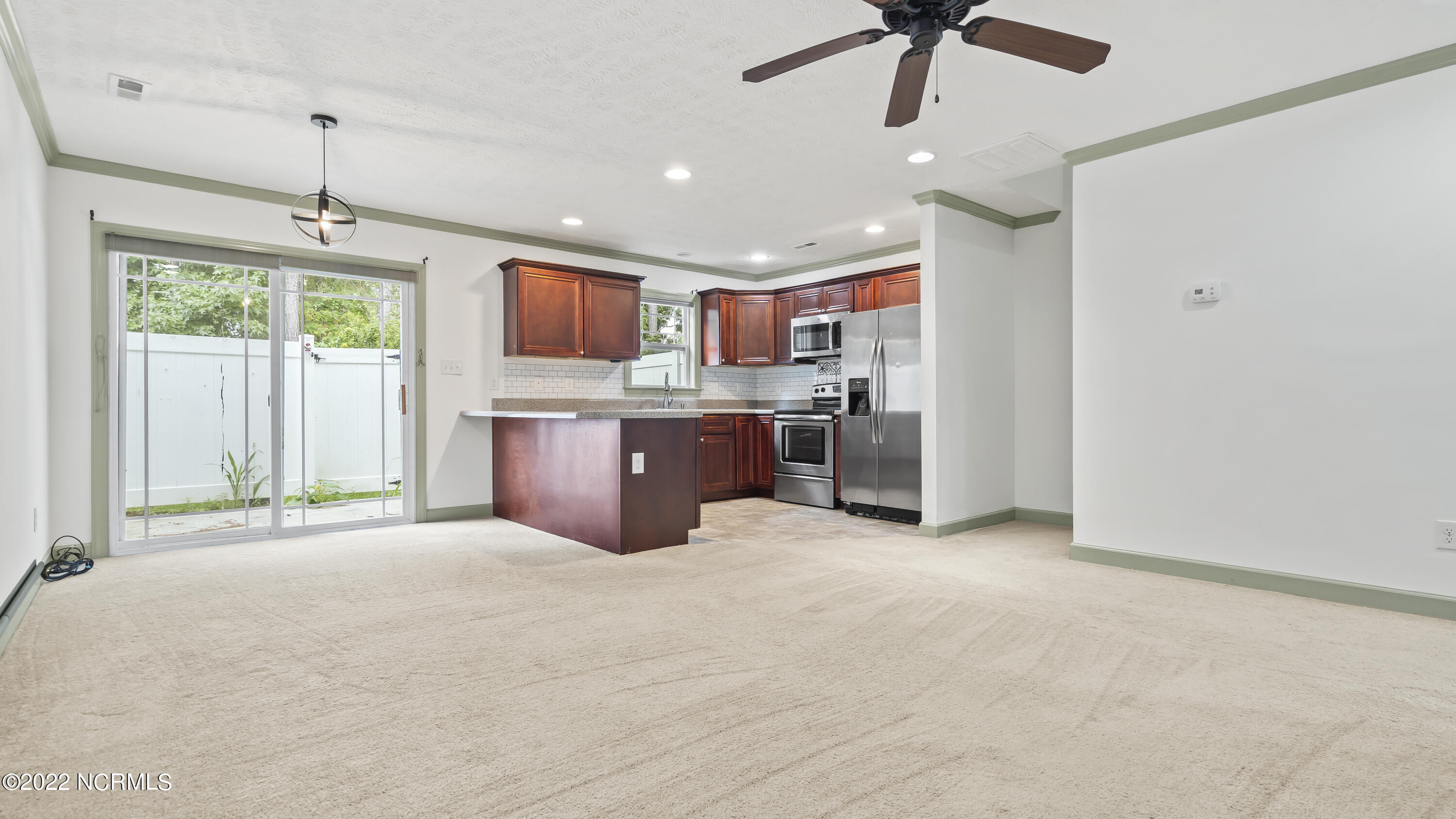 104 Kenan Loop Property Photo 8