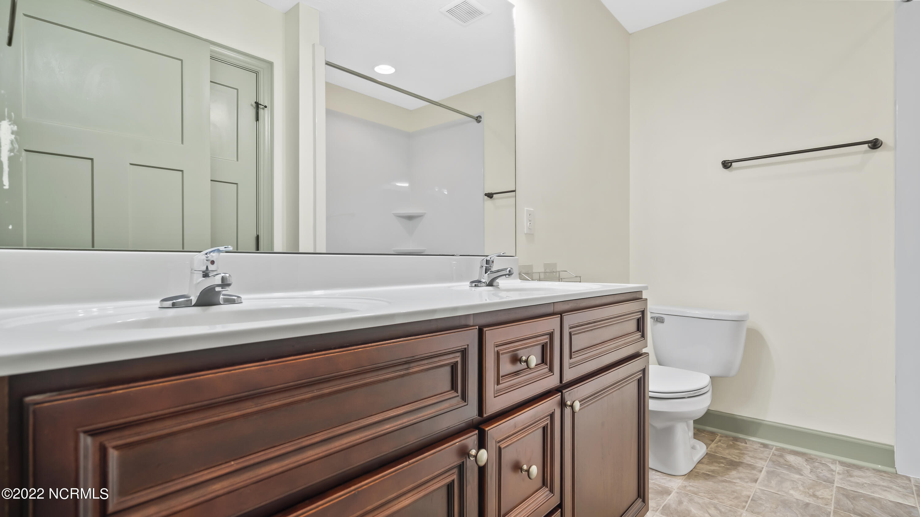 104 Kenan Loop Property Photo 23
