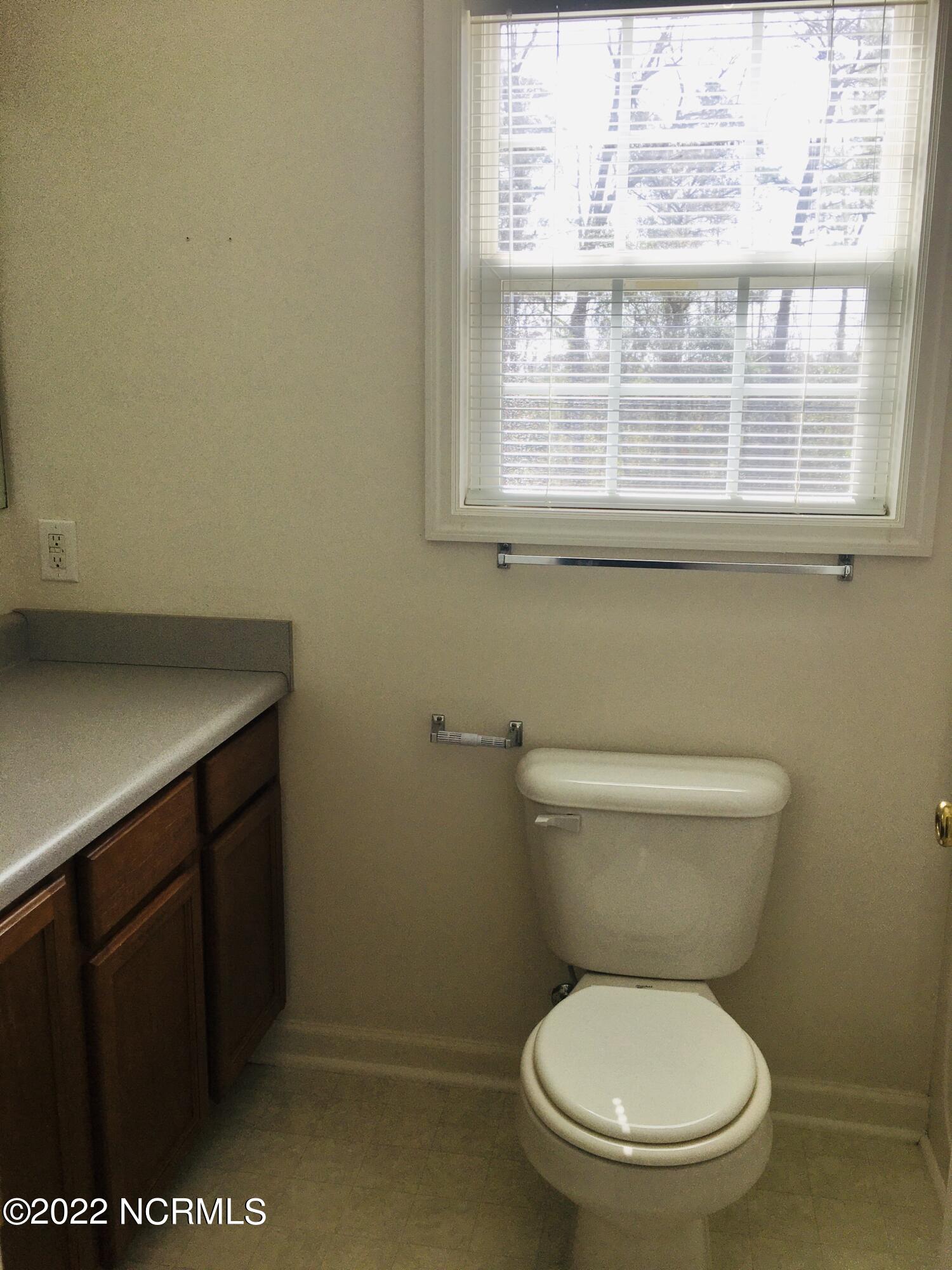 101 E Coopers Court Property Photo 16