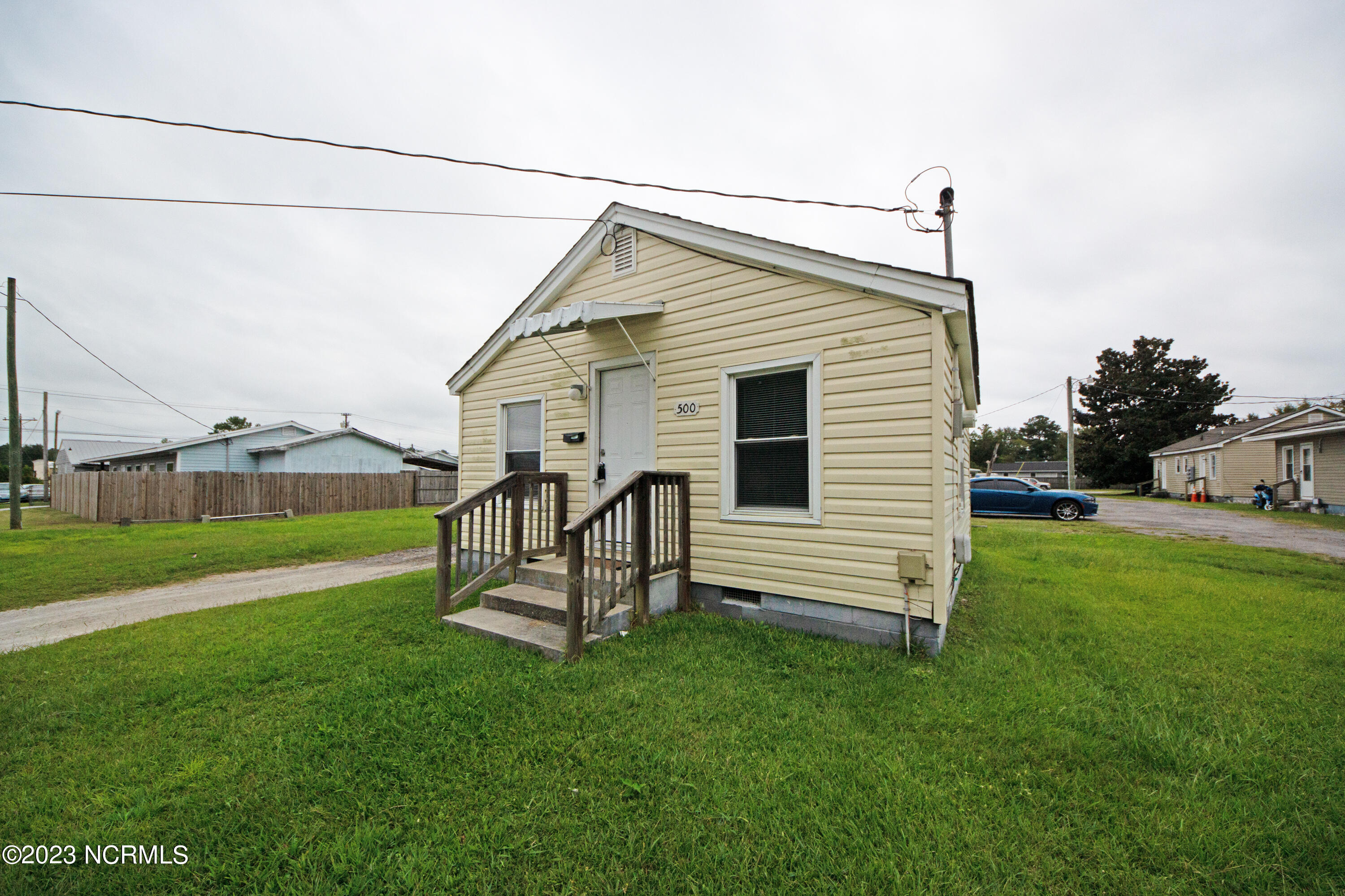 500 Torrence Avenue Property Photo 4