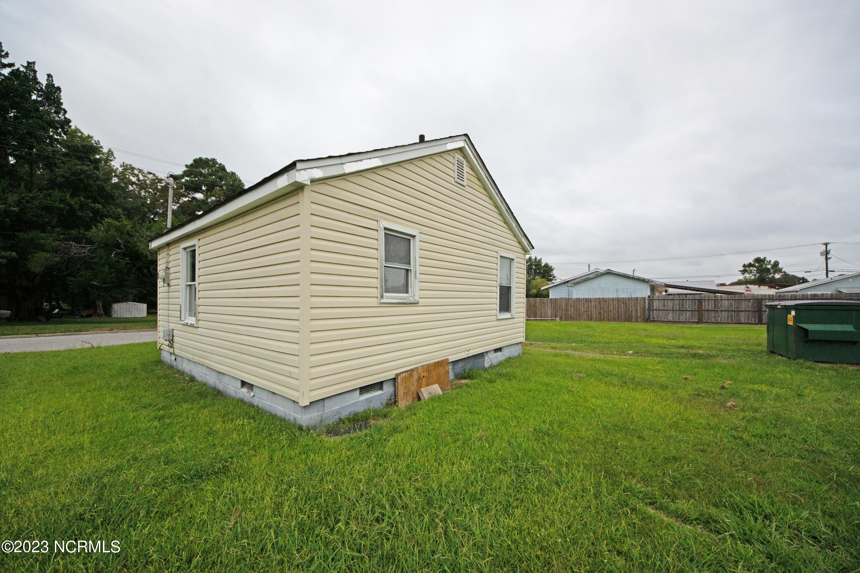 500 Torrence Avenue Property Photo 5