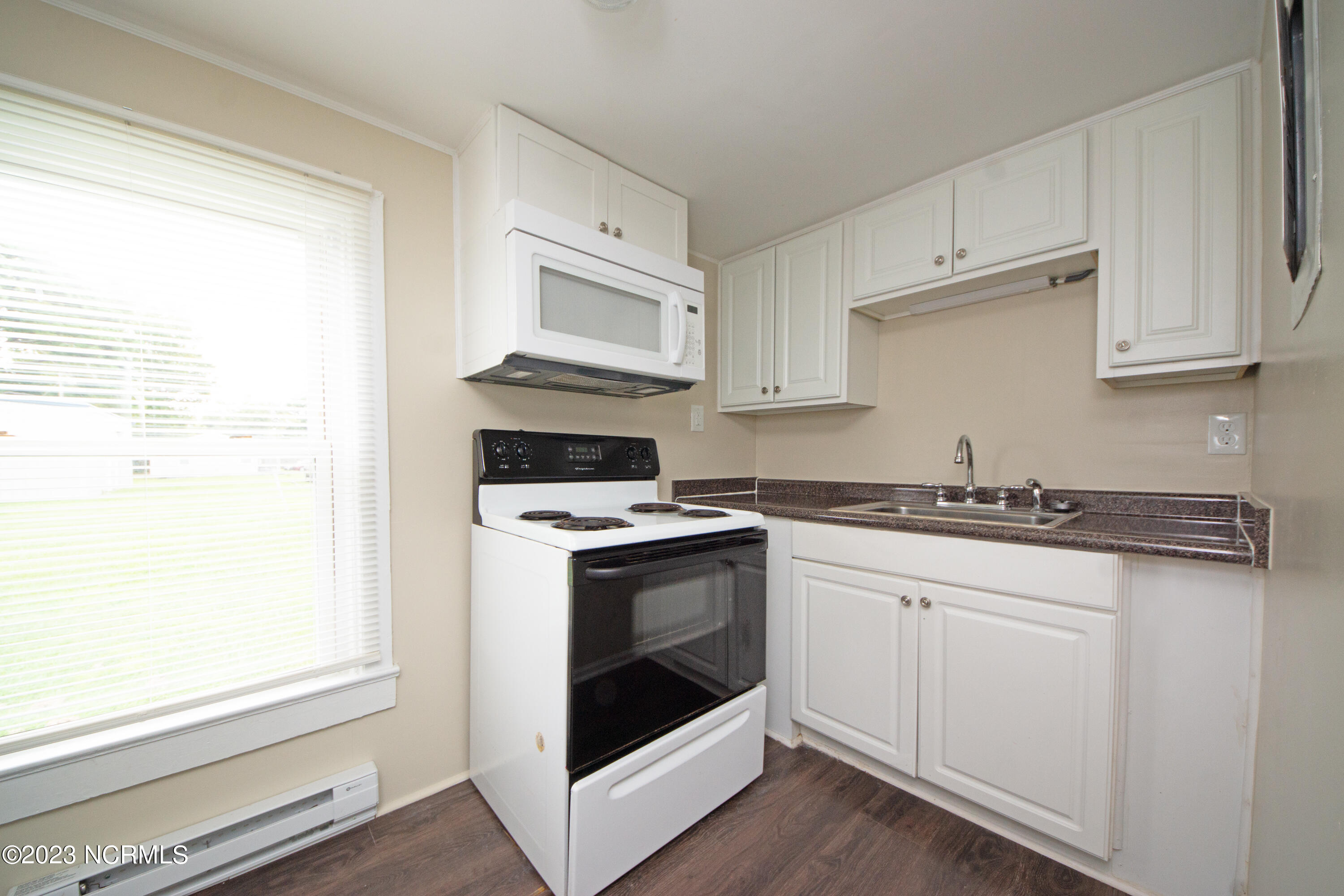 500 Torrence Avenue Property Photo 9