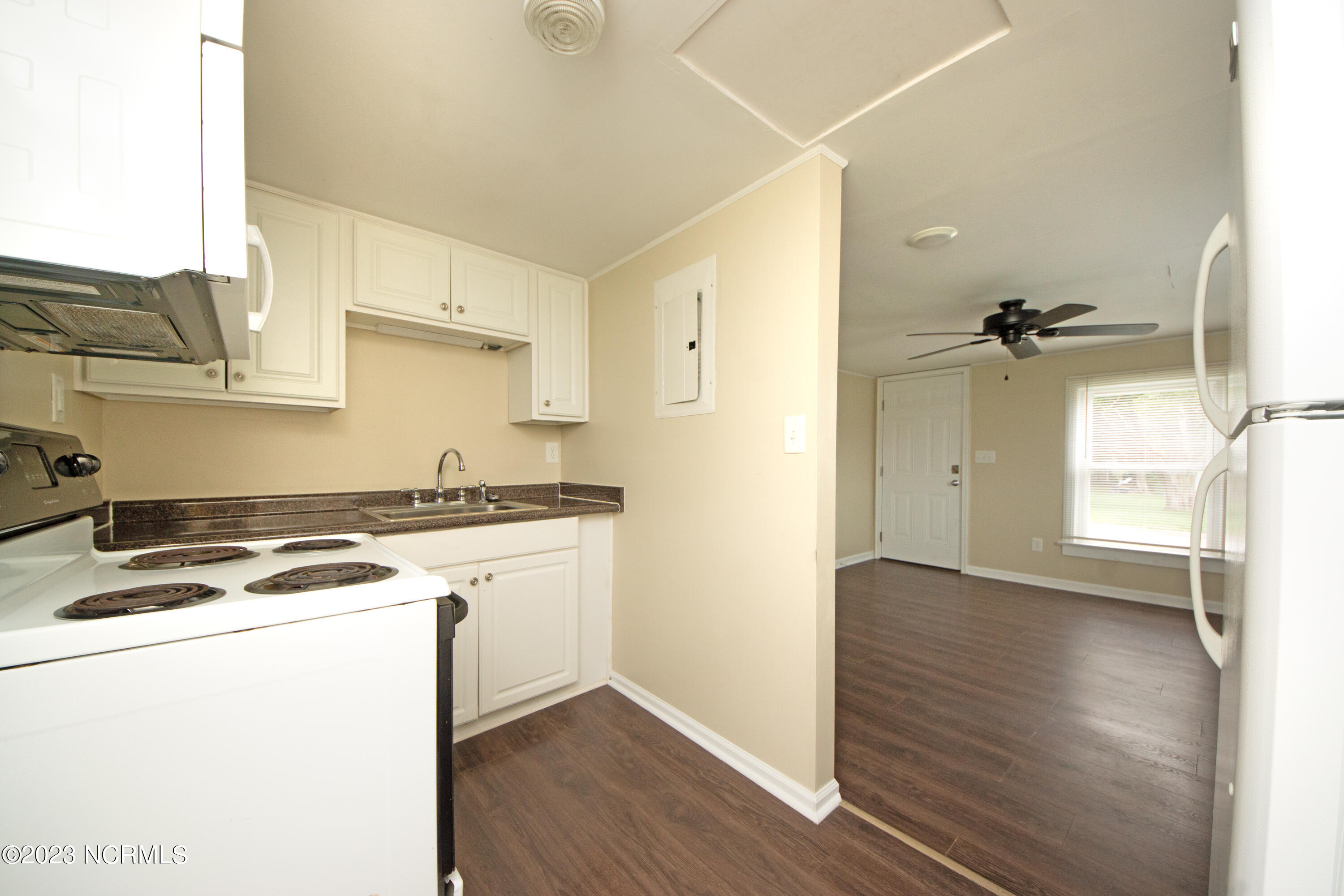 500 Torrence Avenue Property Photo 11