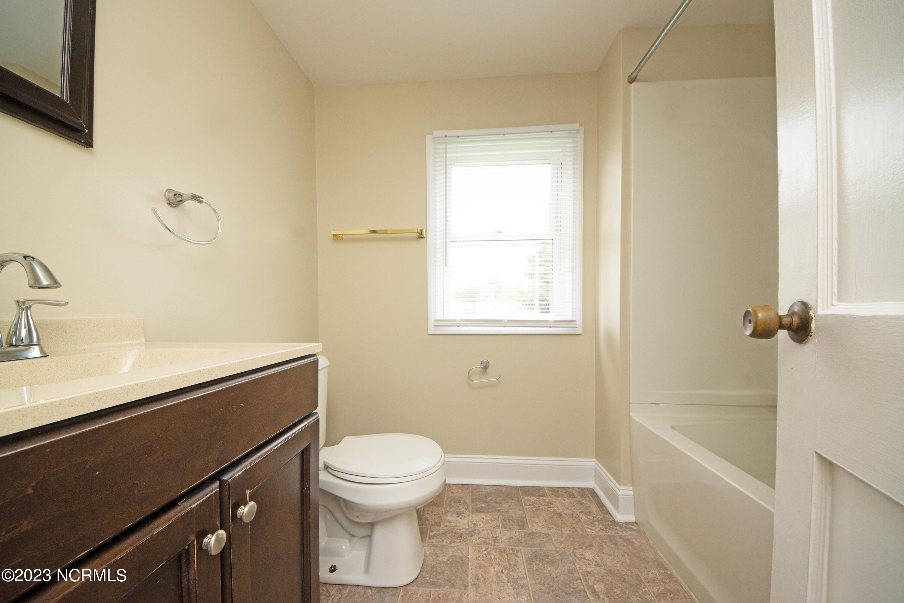500 Torrence Avenue Property Photo 13