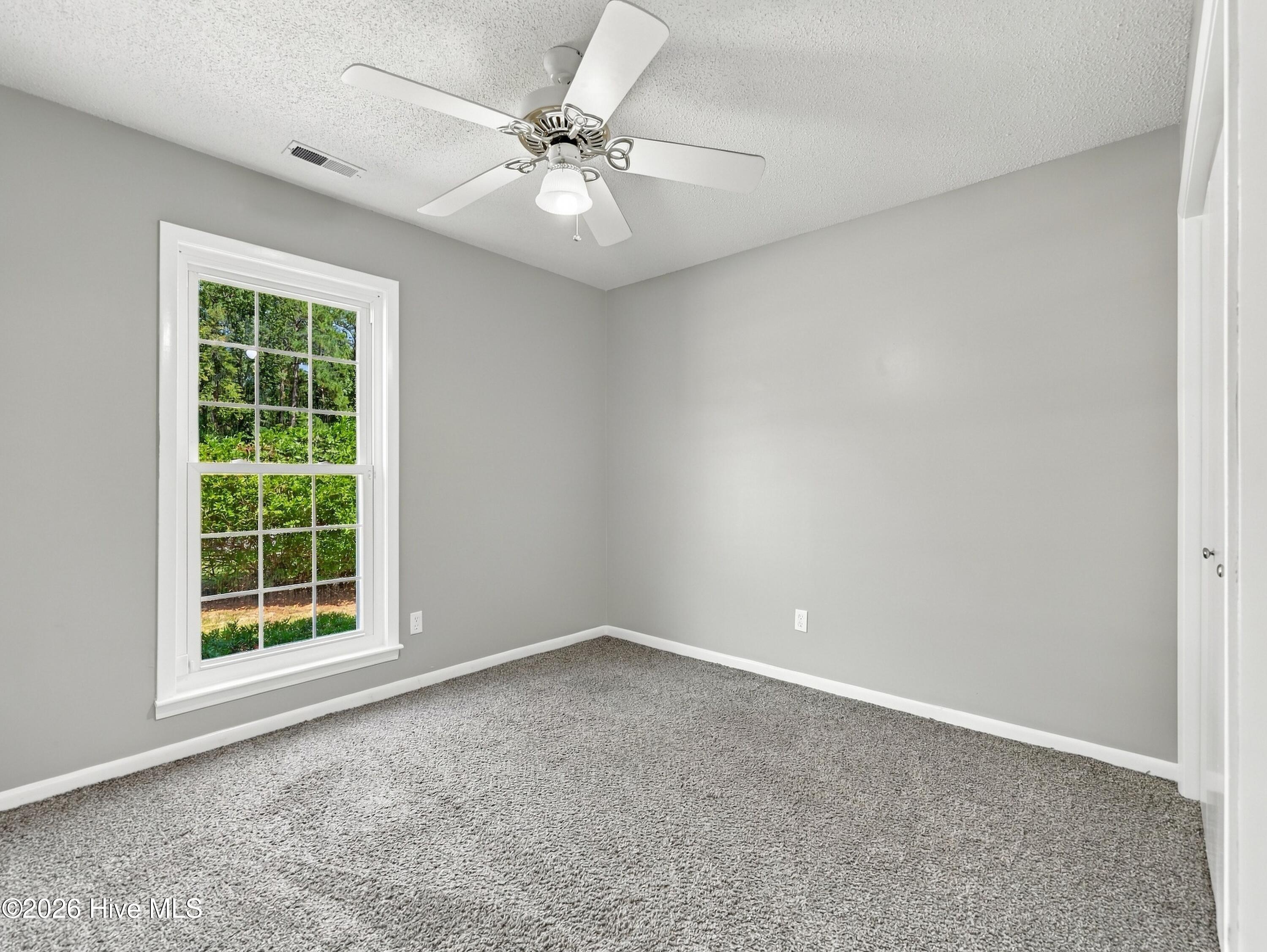 408 Mark Lane Property Photo 14