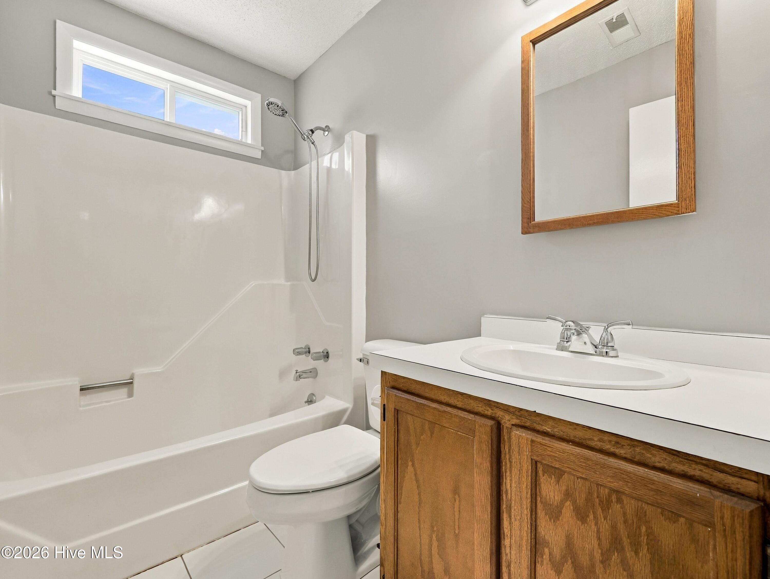 408 Mark Lane Property Photo 16