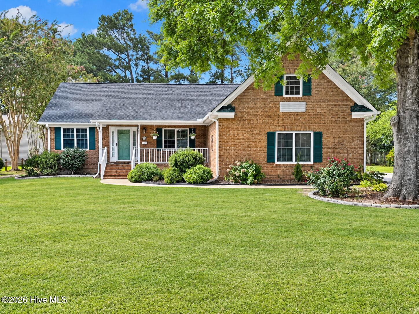 122 Norbury Drive Property Photo 1