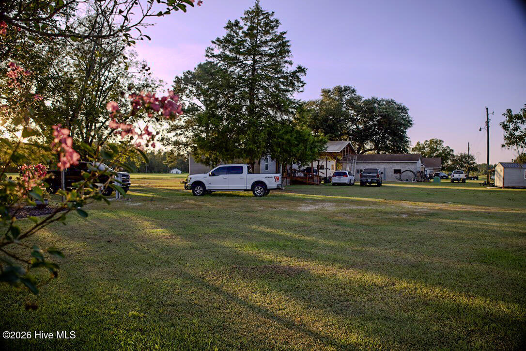 1227 Mclean Road Property Photo 4