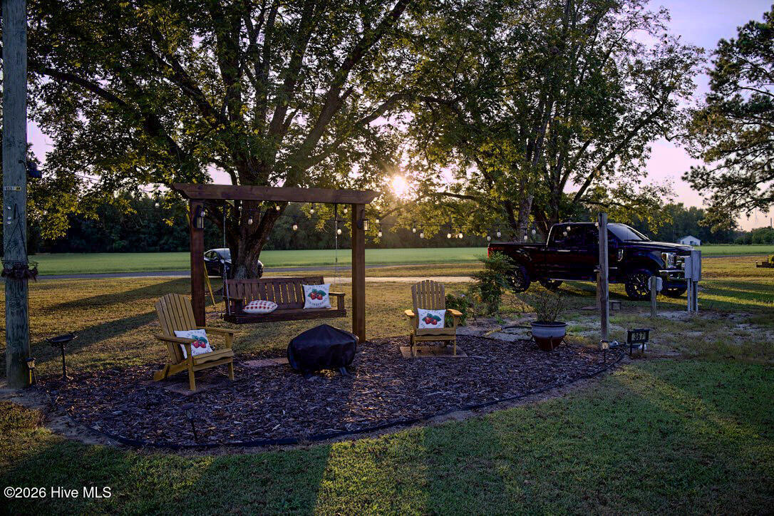 1227 Mclean Road Property Photo 8