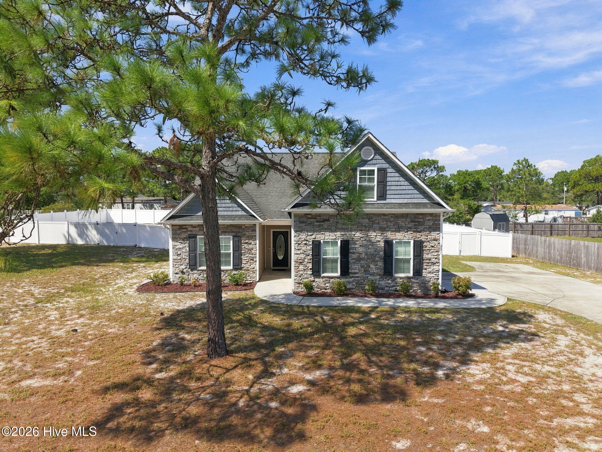 227 Queens Haven Road Property Photo 4