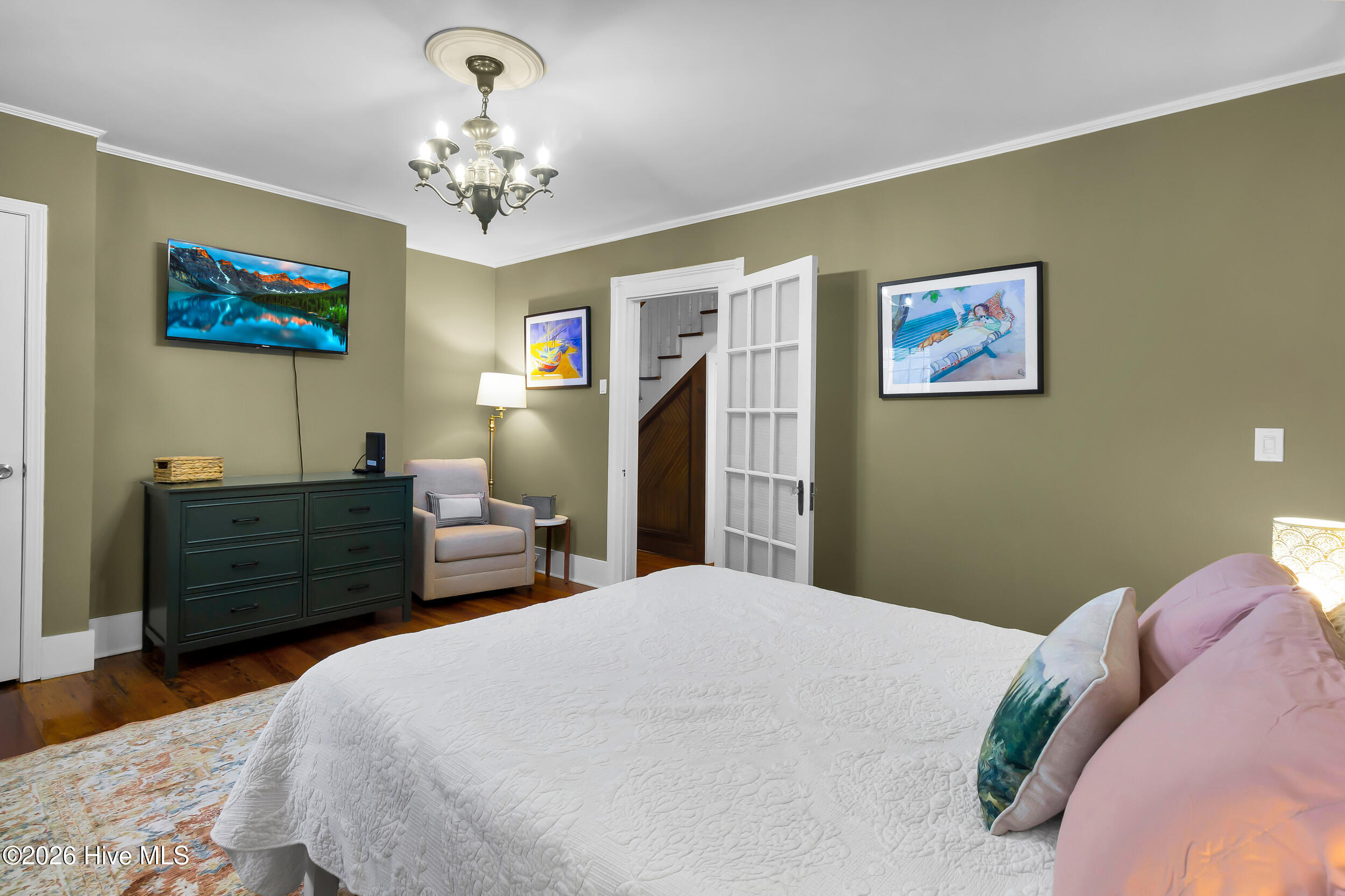 409 Hancock Street Property Photo 14