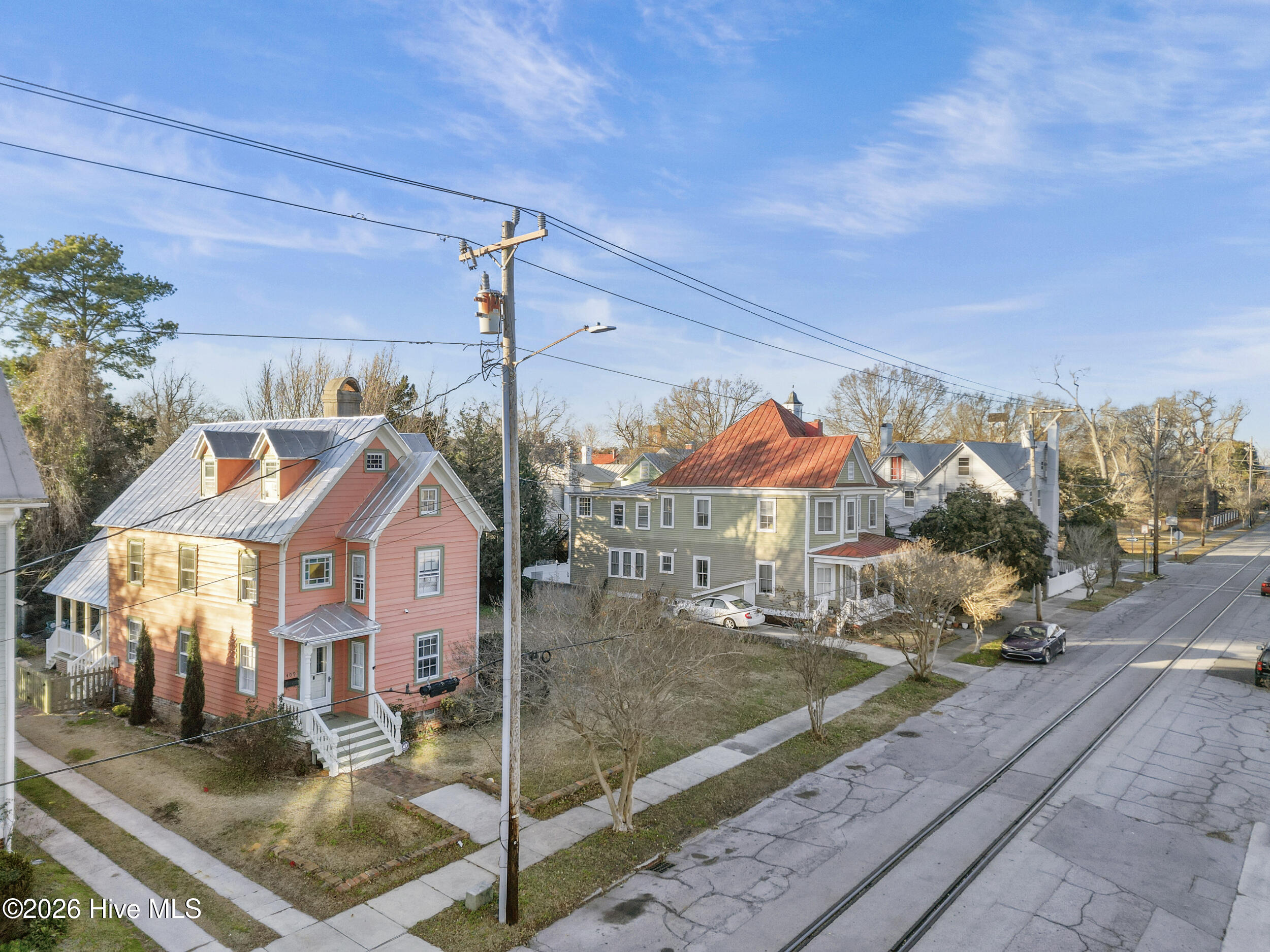 409 Hancock Street Property Photo 39