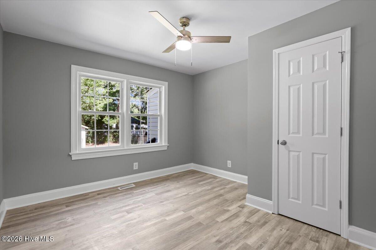 818 Long Avenue Property Photo 15