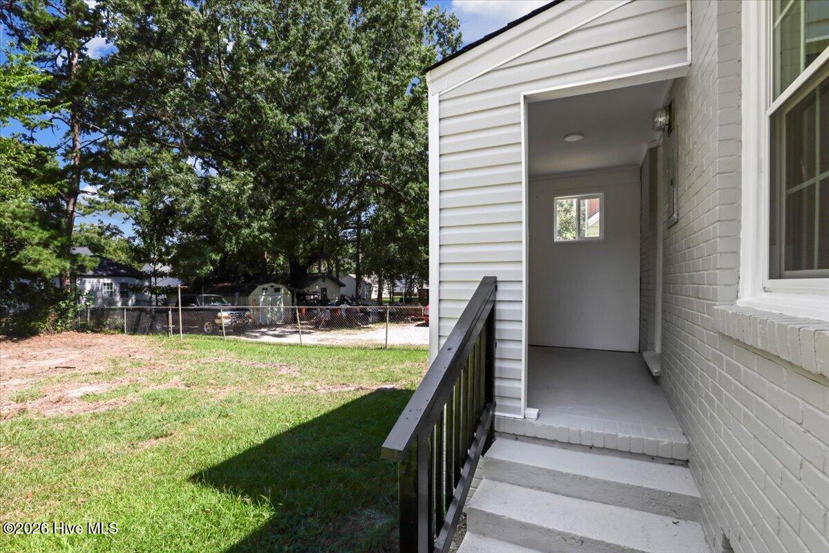 818 Long Avenue Property Photo 26