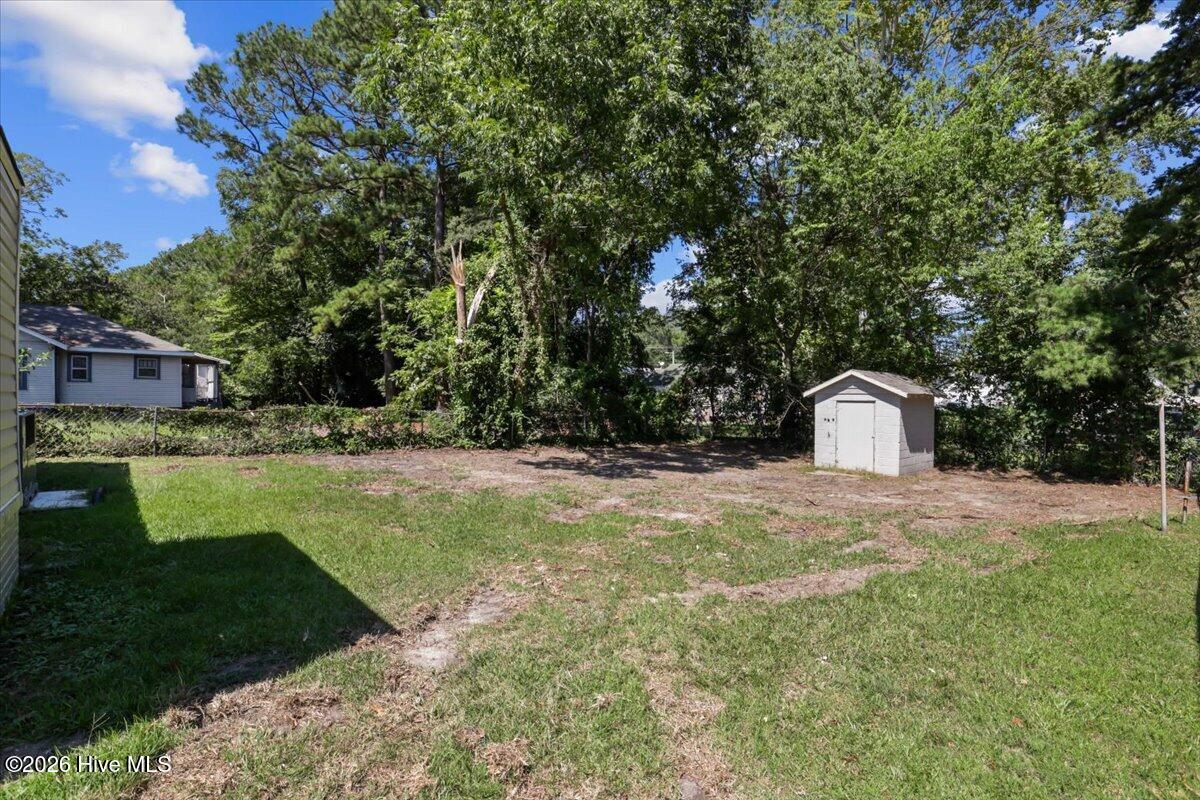 818 Long Avenue Property Photo 27
