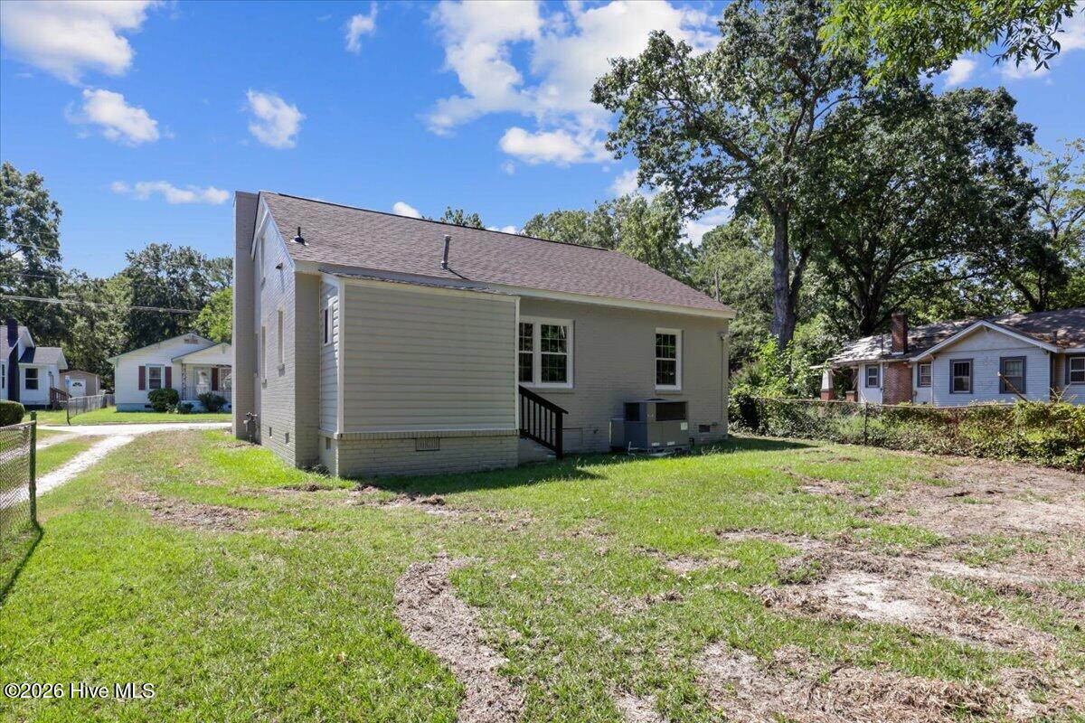 818 Long Avenue Property Photo 31
