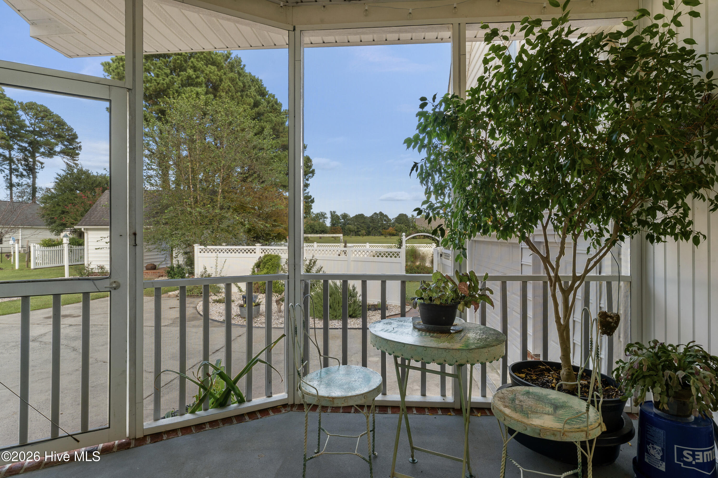 305 Fox Ridge Road Property Photo 35