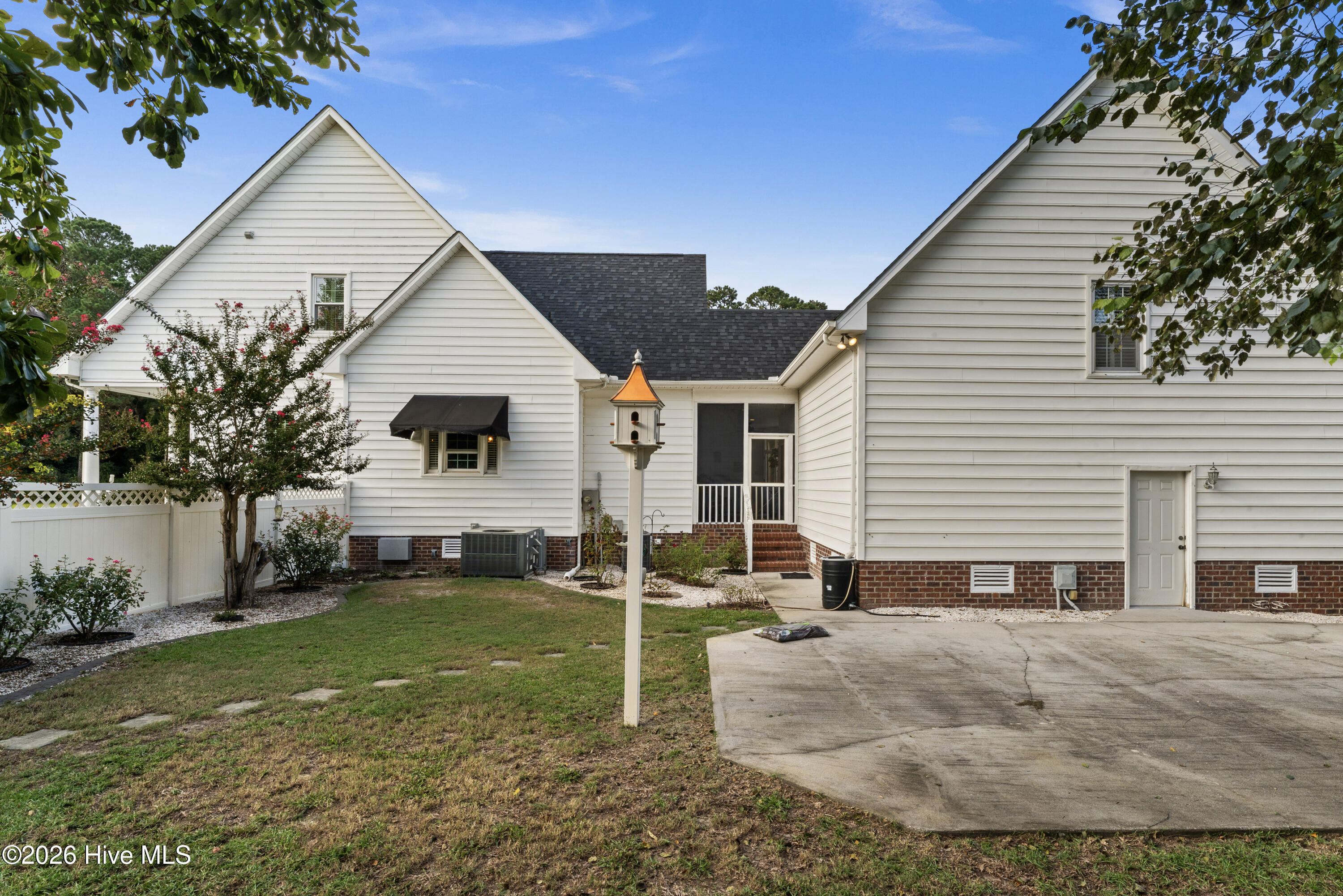 305 Fox Ridge Road Property Photo 38