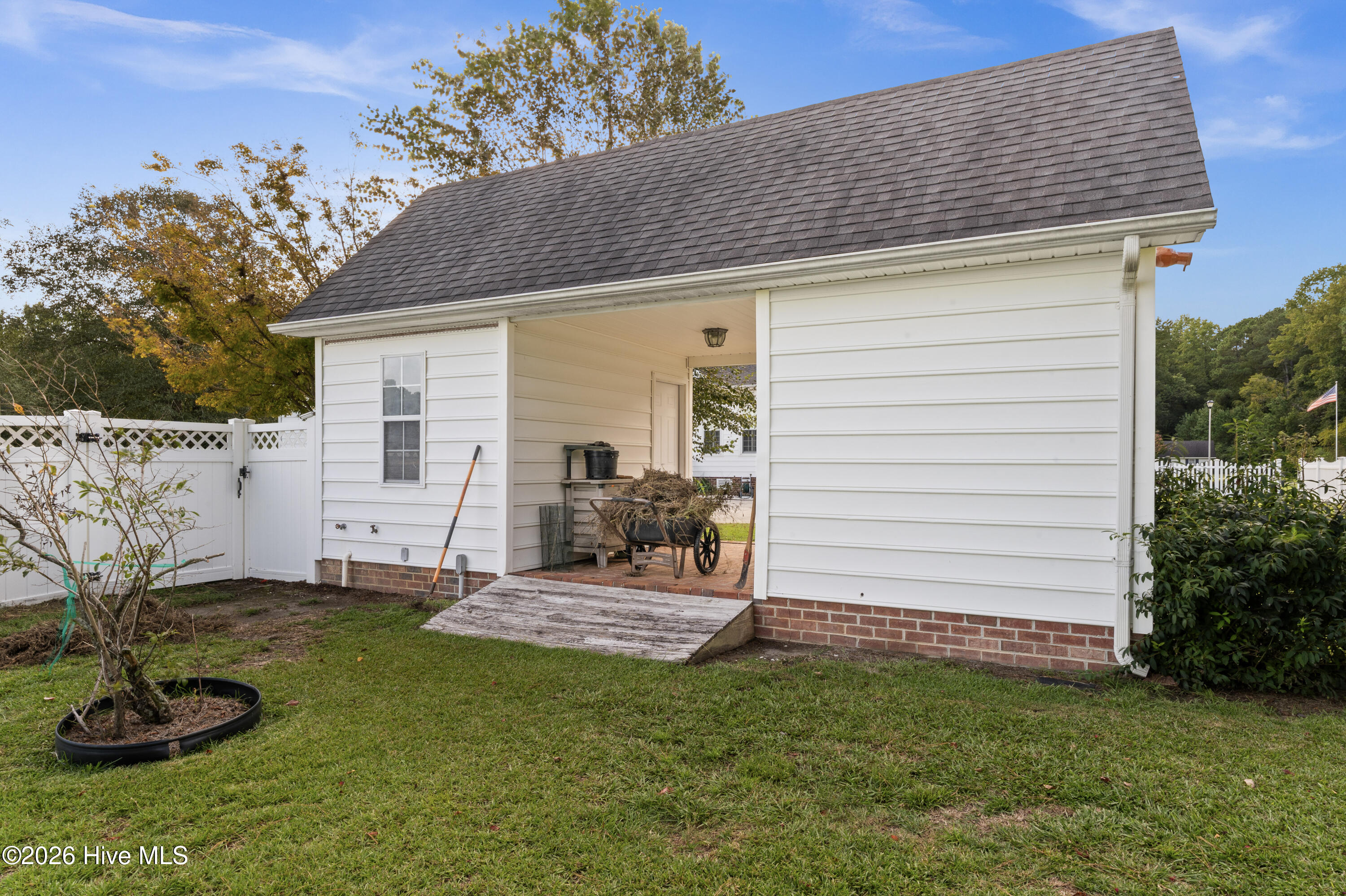 305 Fox Ridge Road Property Photo 44