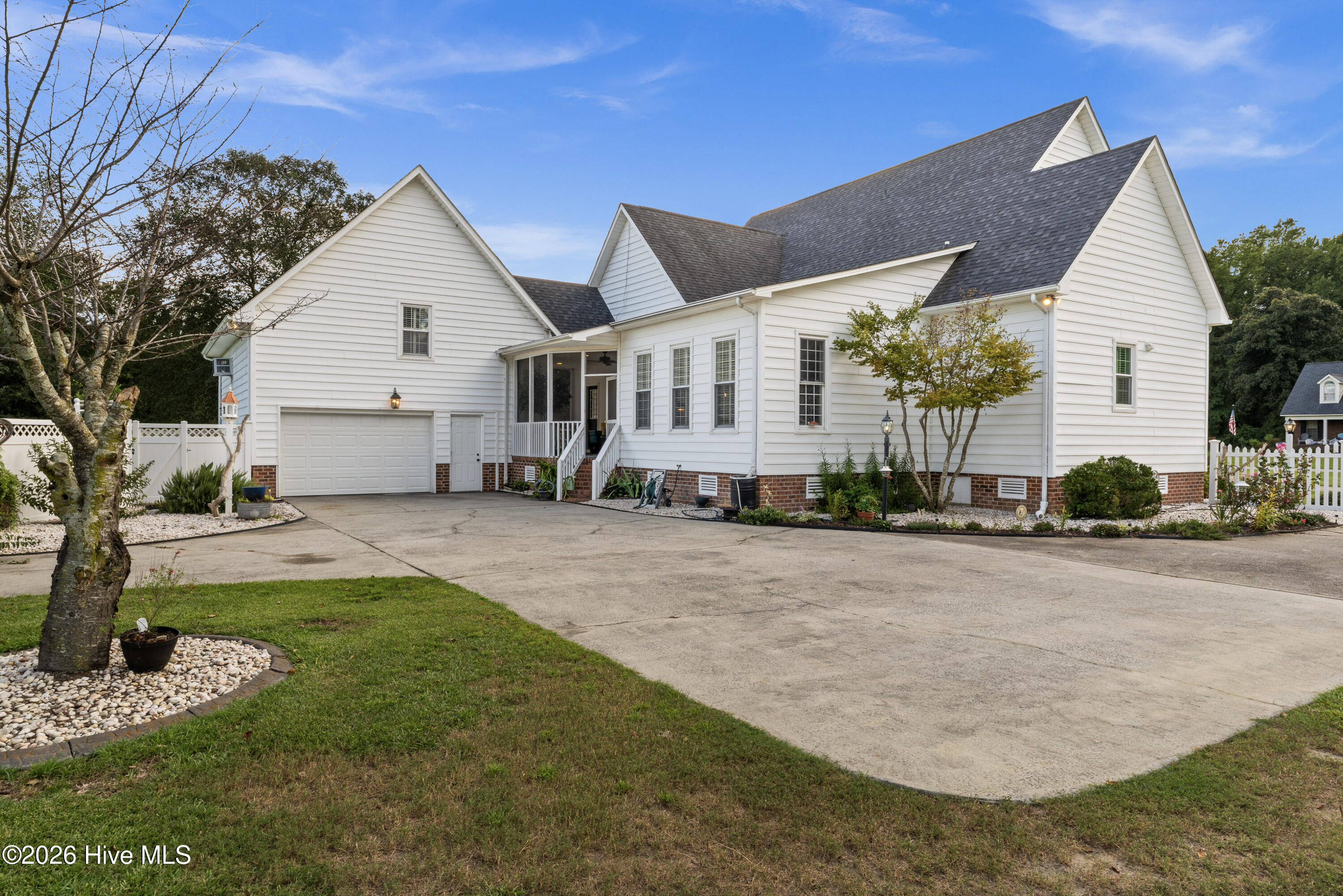 305 Fox Ridge Road Property Photo 46