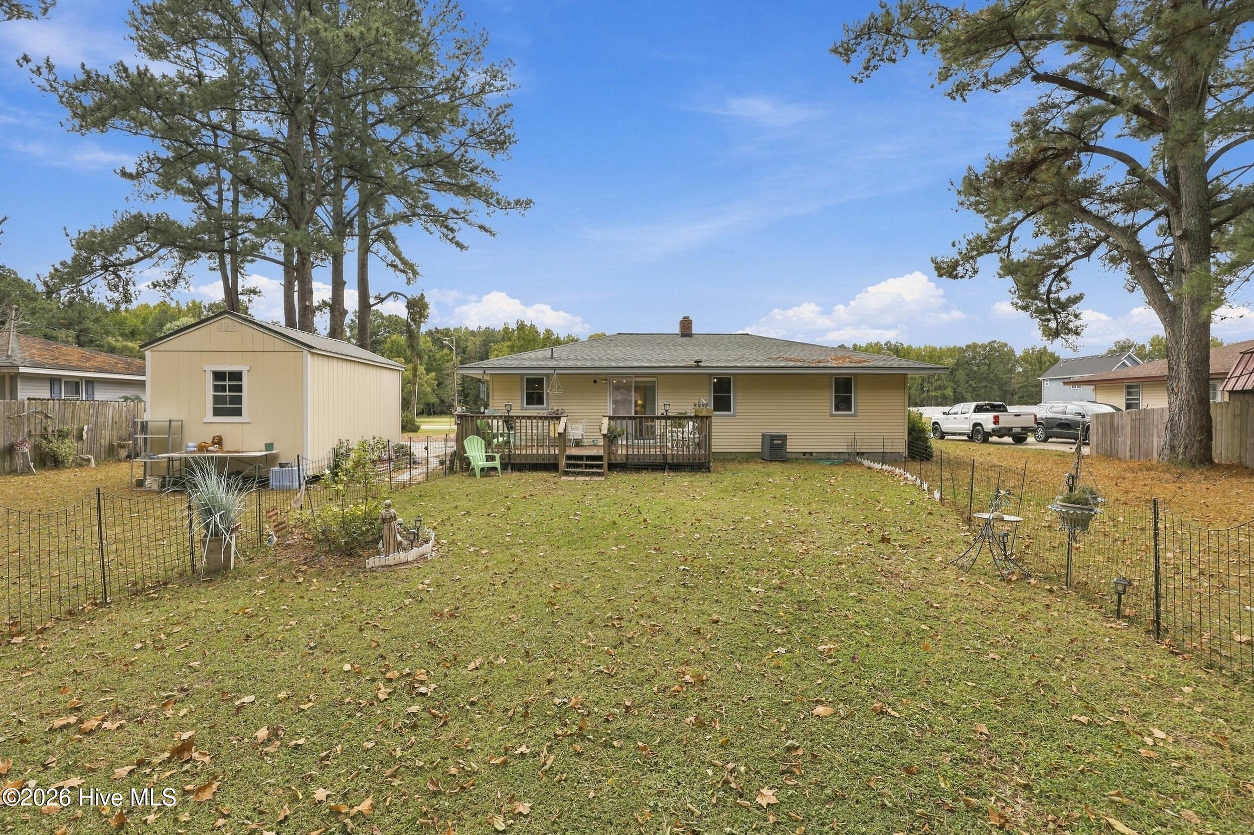 120 Ranch Drive Property Photo 5