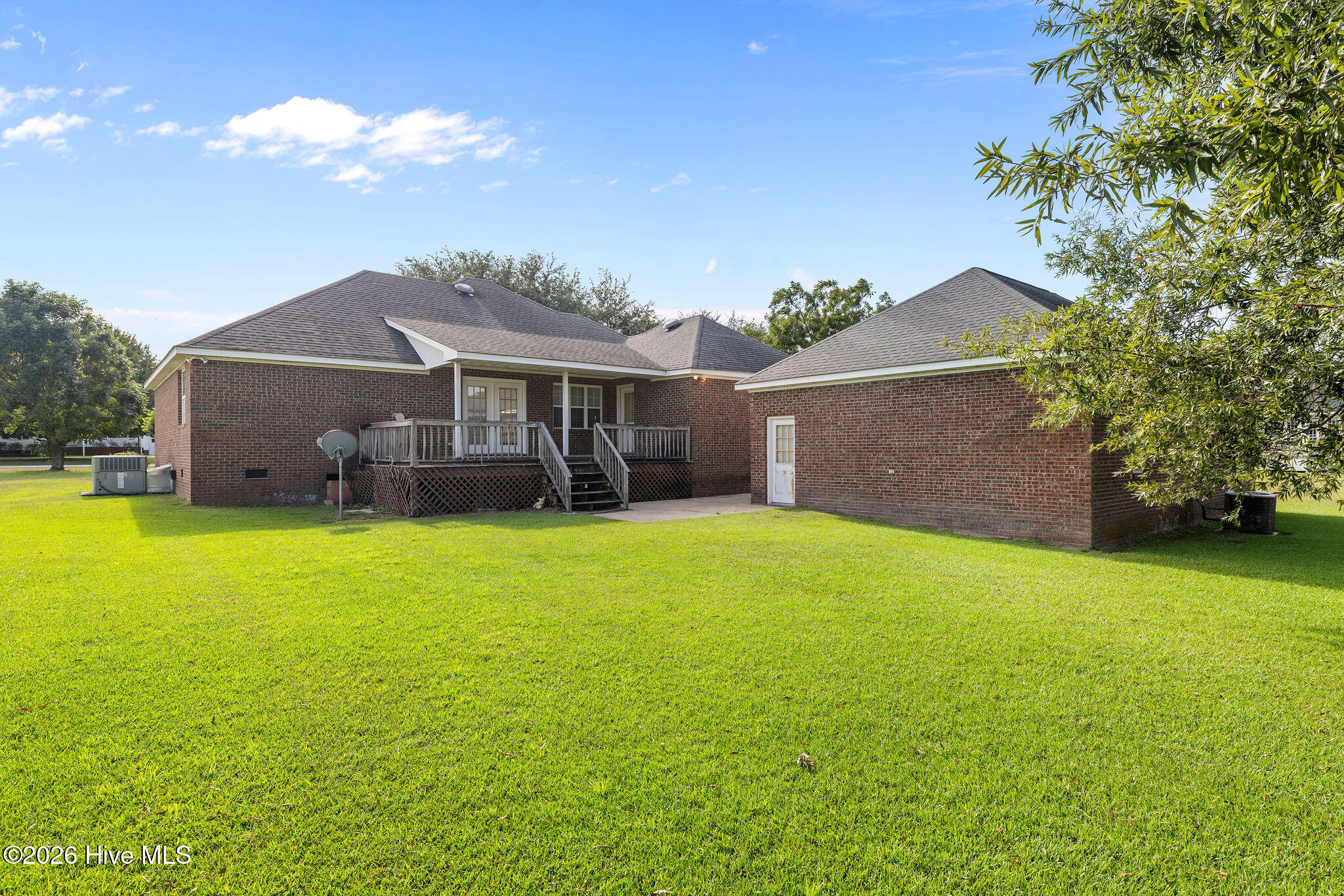 102 Homestead Drive Property Photo 8