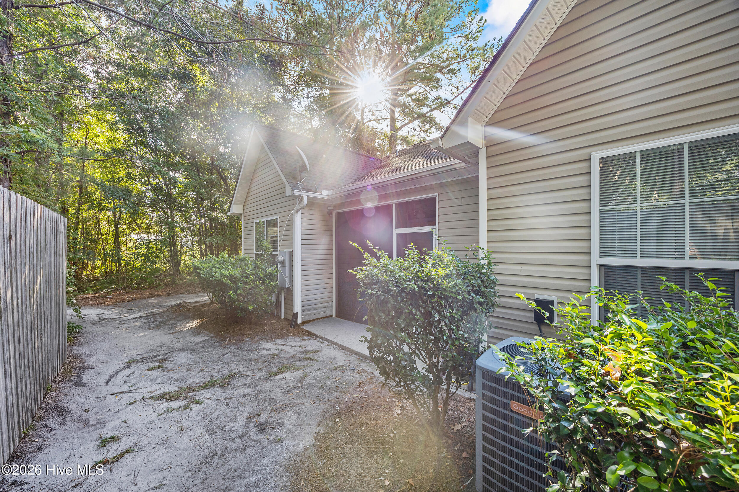 1148 Red Bay Place Property Photo 31