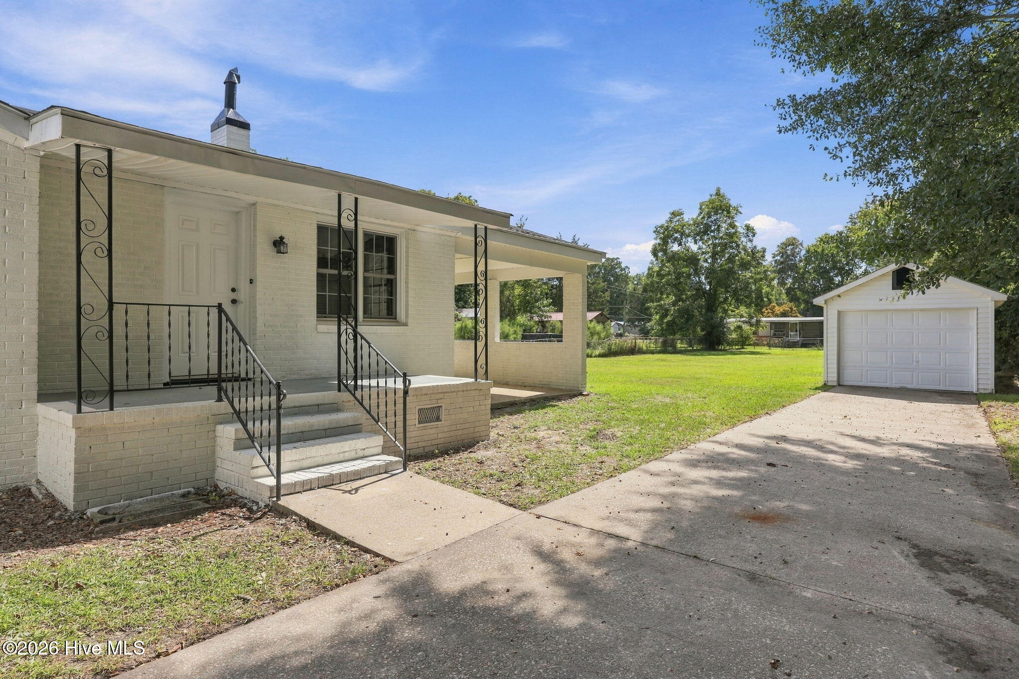 402 N Front Street Property Photo 19