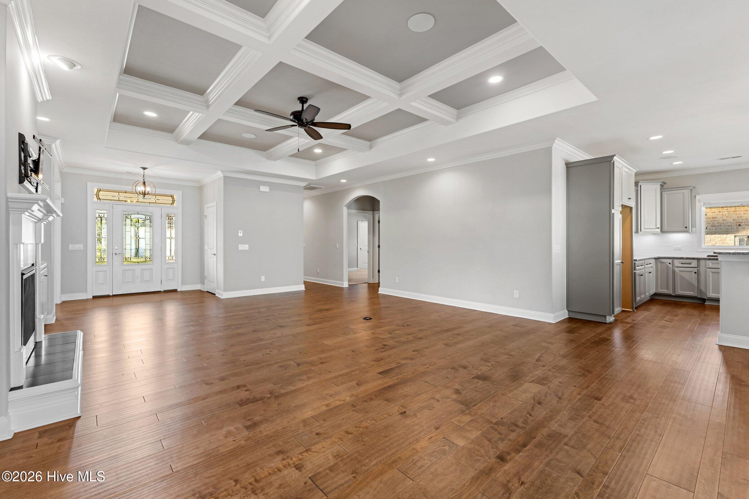 2552 E Timber Crest Drive Ne Property Photo 12