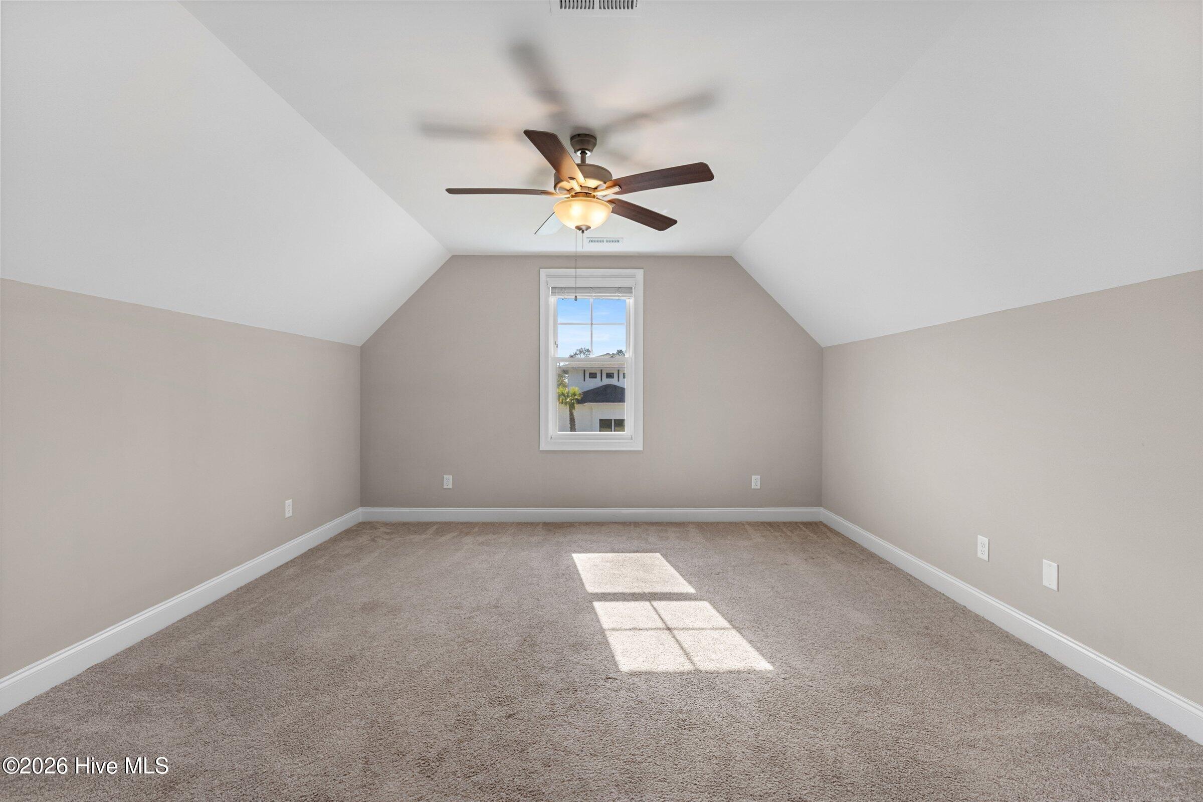 2552 E Timber Crest Drive Ne Property Photo 39